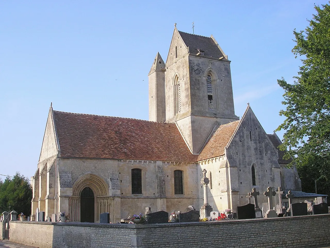 Église Saint-Pierre et Saint-Martin