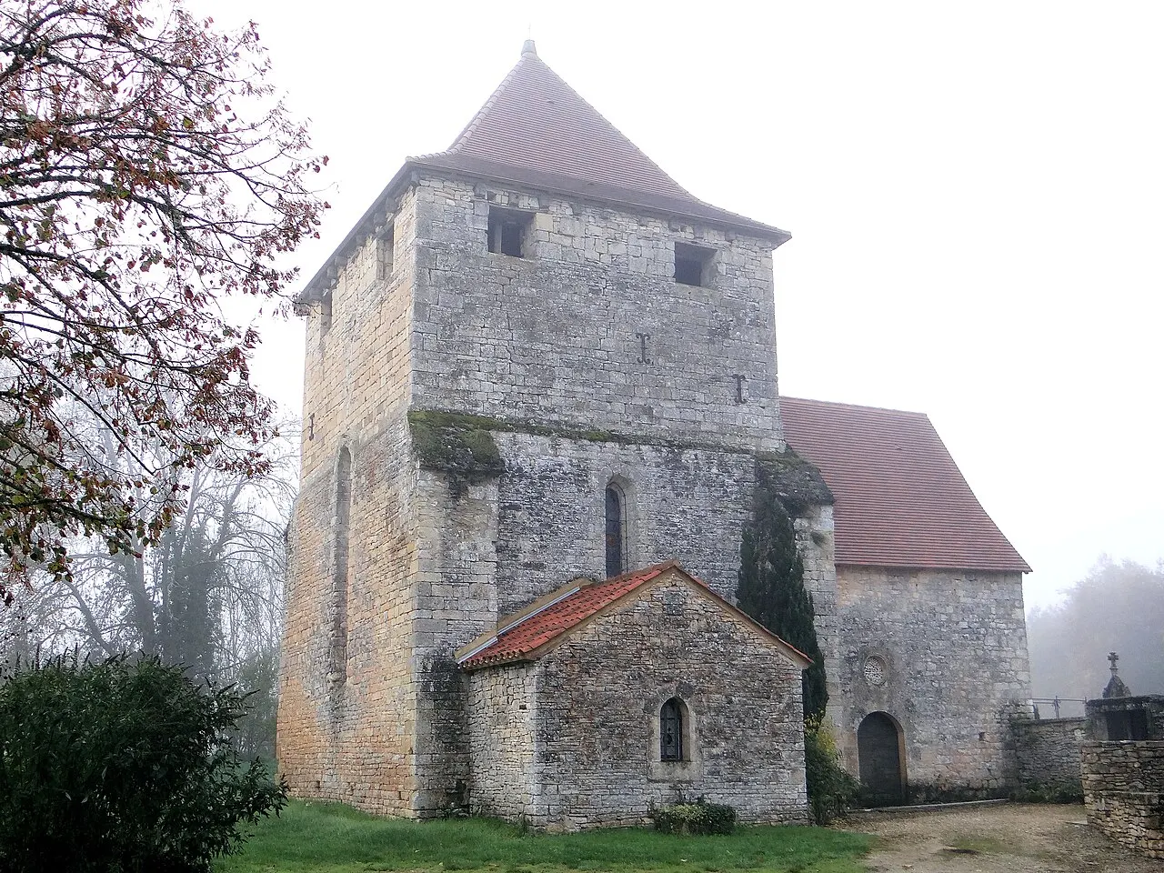 Église Saint-Denis de Luziers
