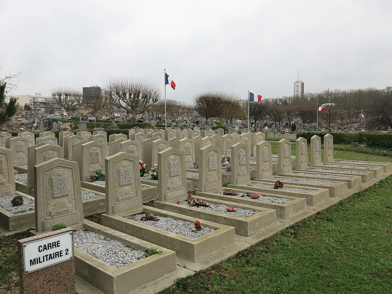 Cimetière ancien de Montreuil
