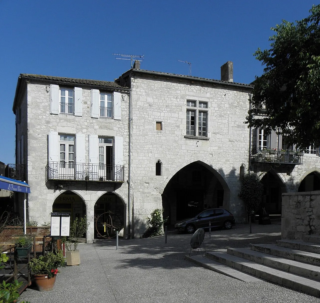 Maison à cornières
