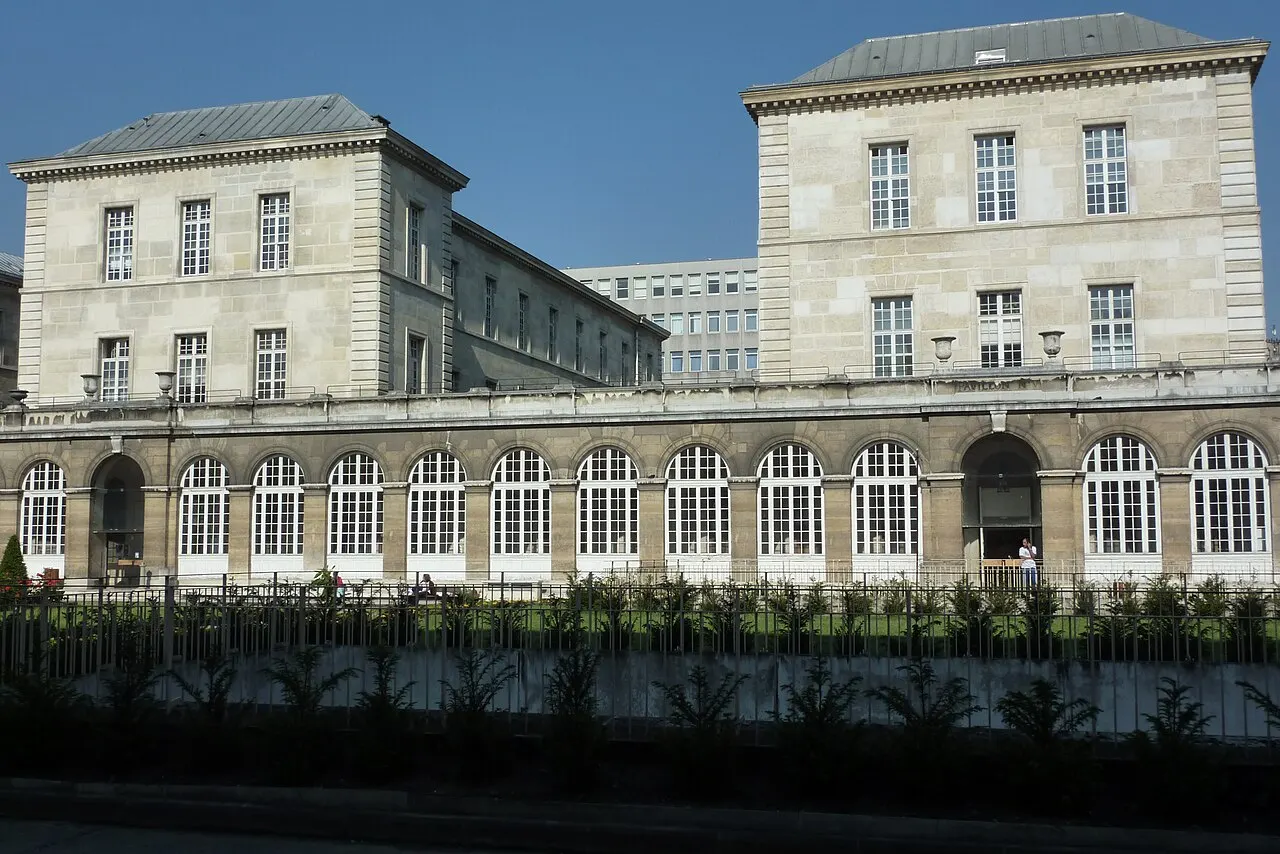 Hôpital Lariboisière et Fernand Widal