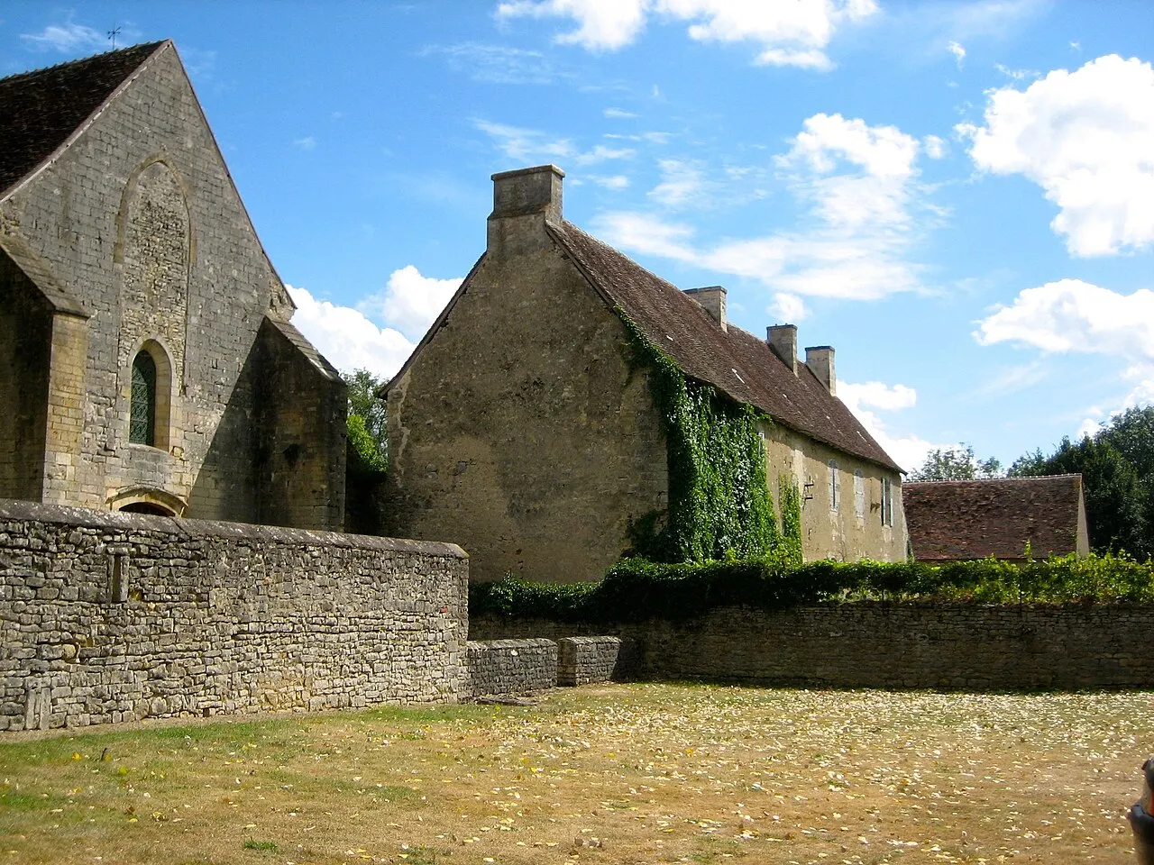 Abbaye Royale Notre-Dame de Varennes