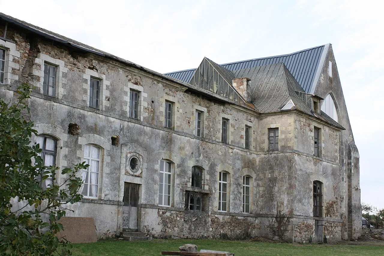 Ancienne Abbaye de Blanche Couronne