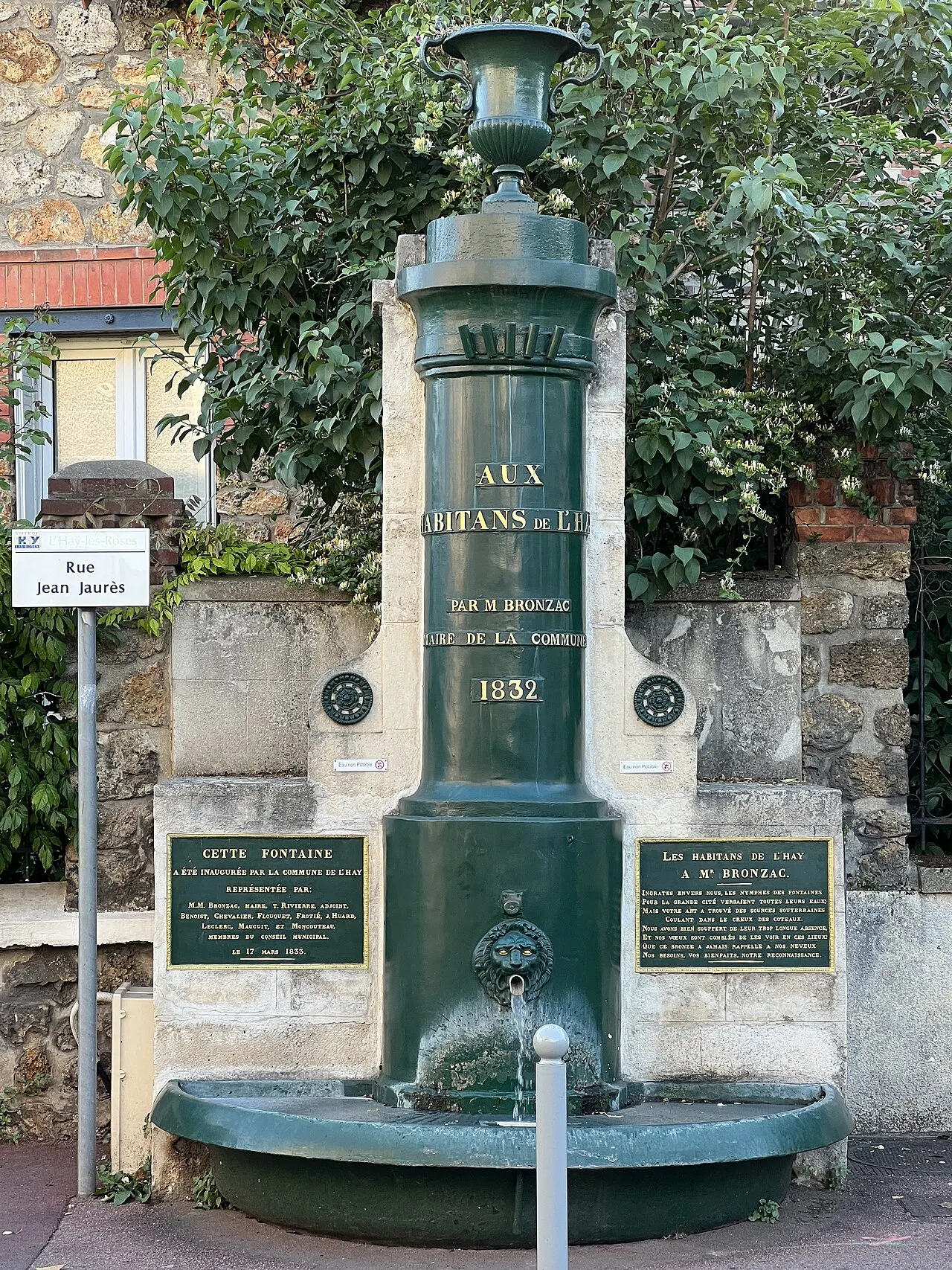 Fontaine Bronzac