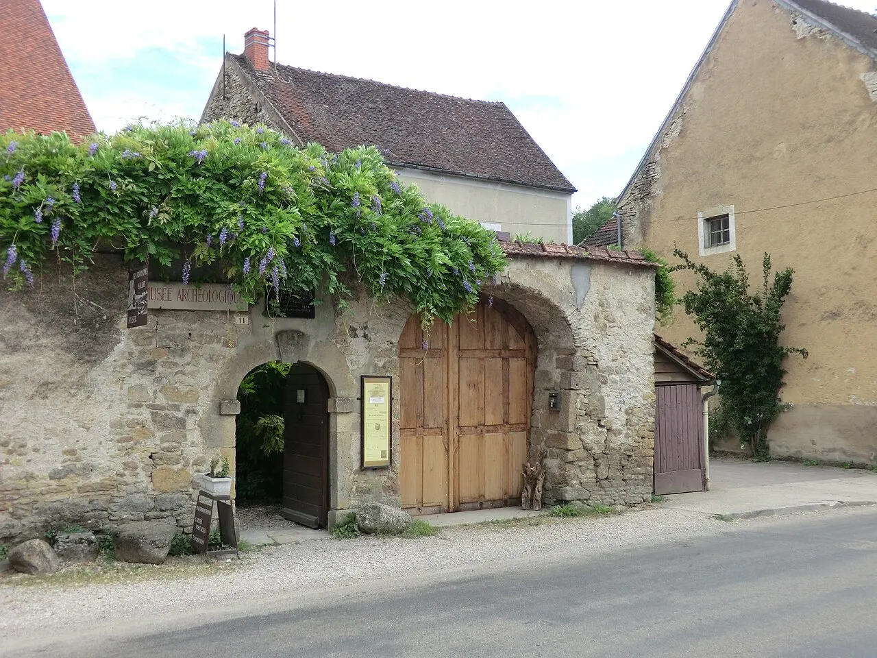 Saint-Père