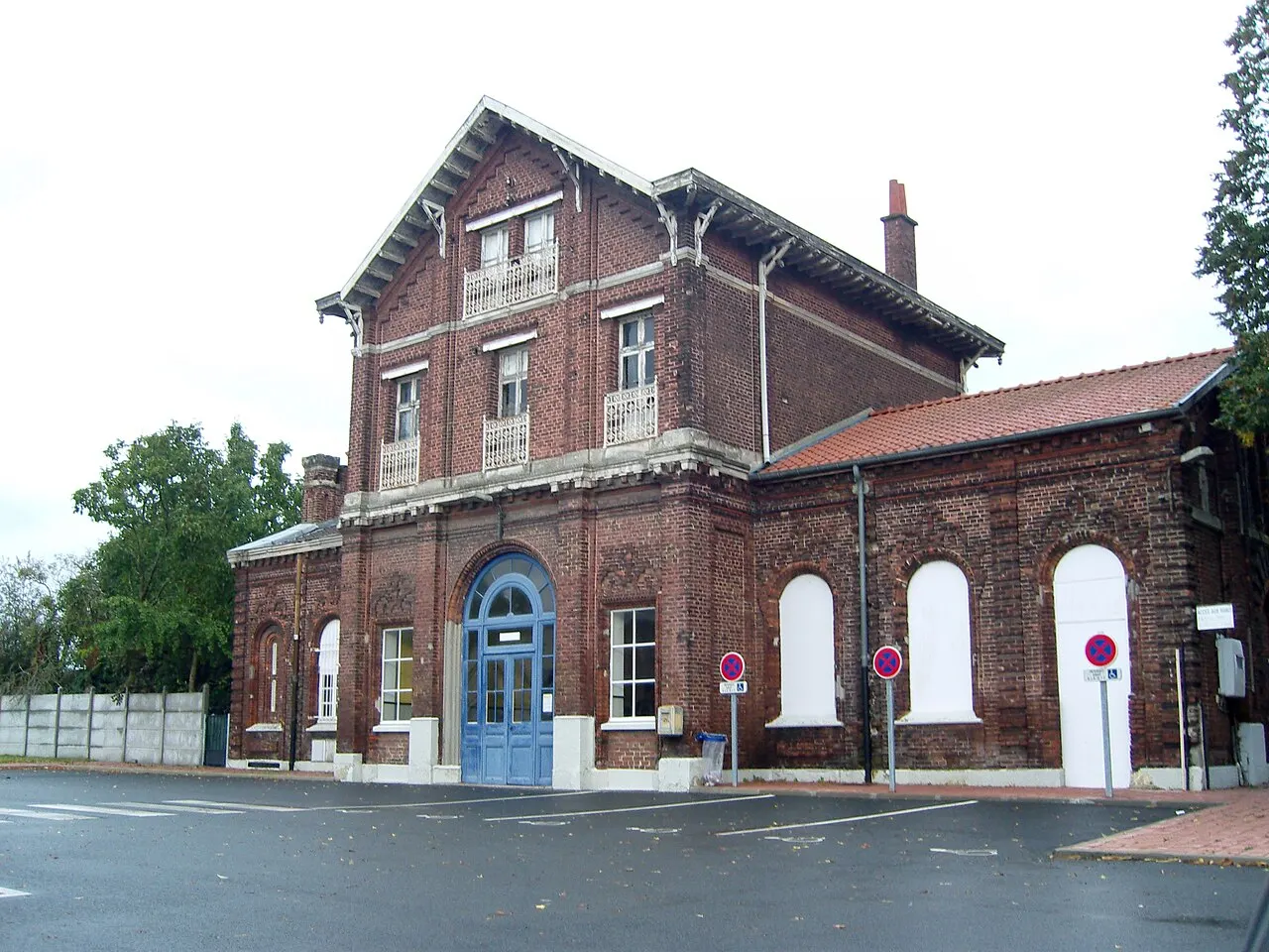 Gare de Bouchain et sa halle ferroviaire