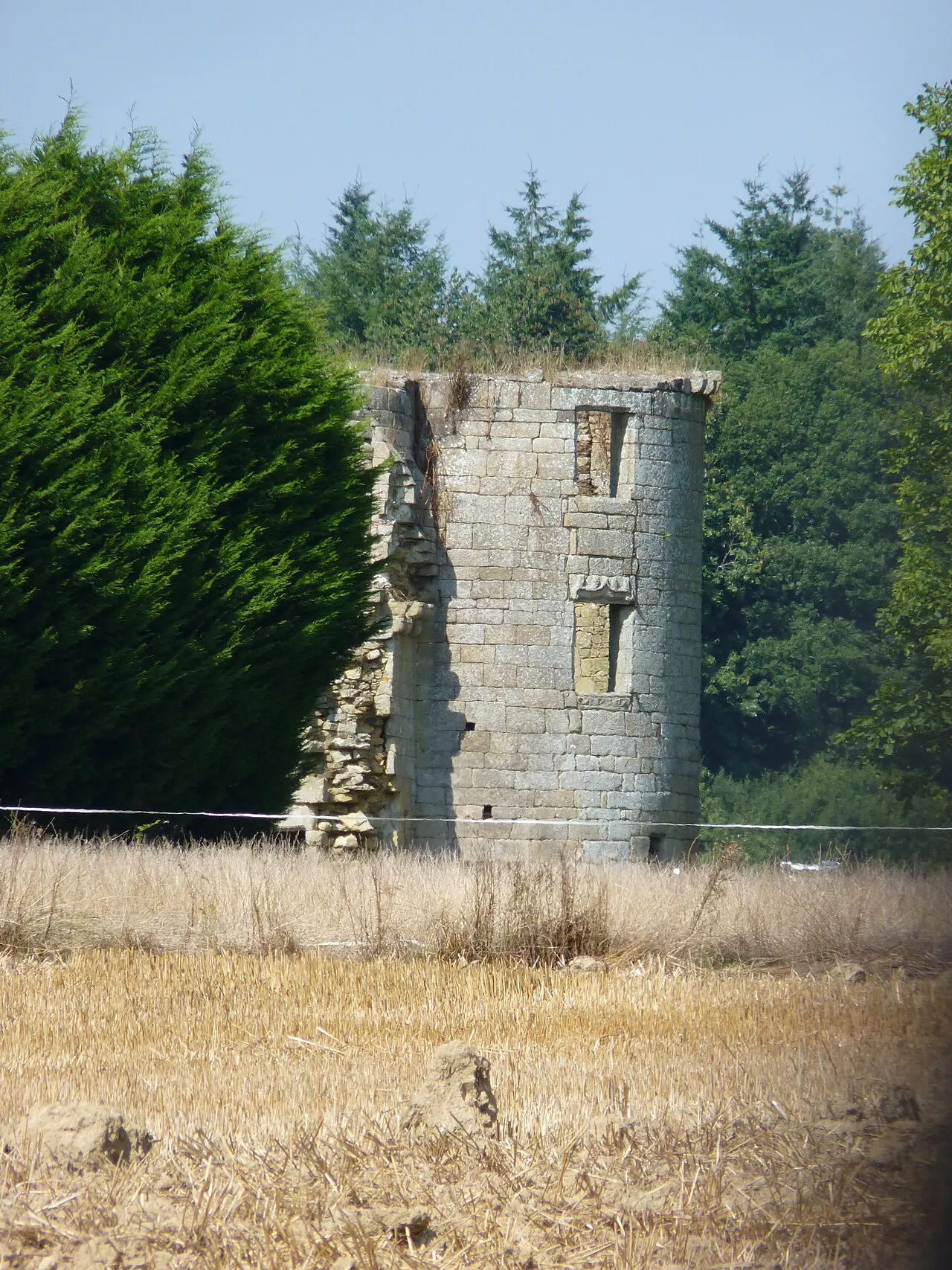 Château d’Yvignac-la-tour