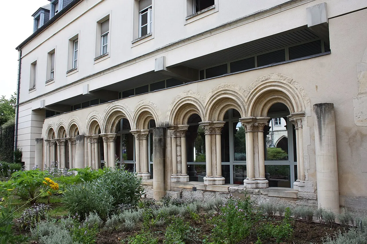 Ancienne abbaye royale