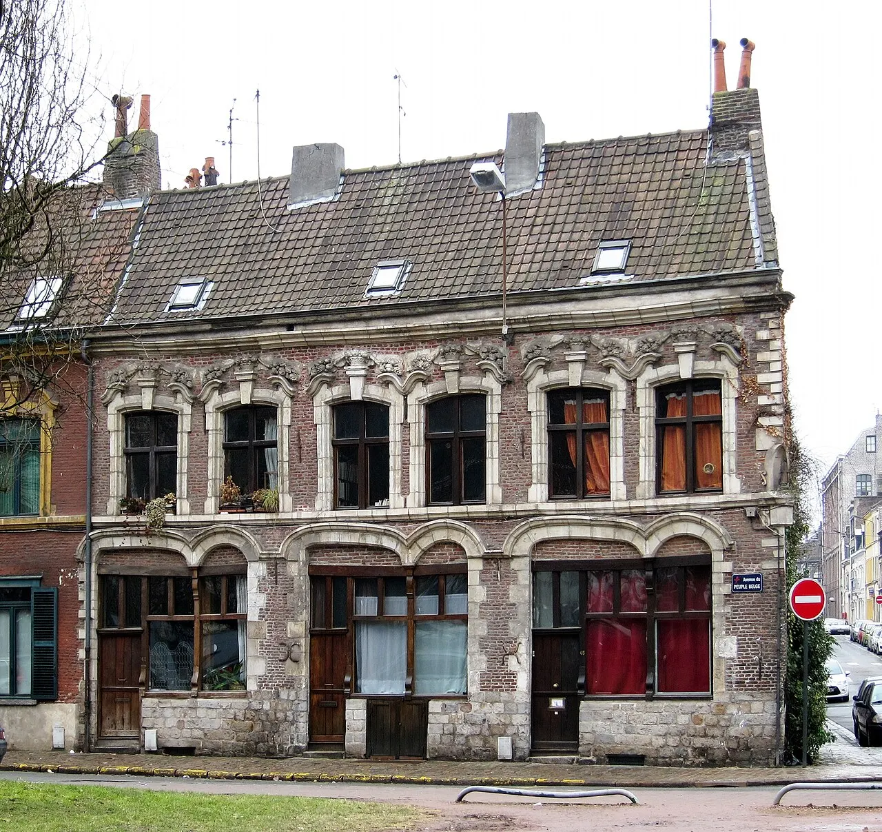 Square de l’Avenue du Peuple Belge