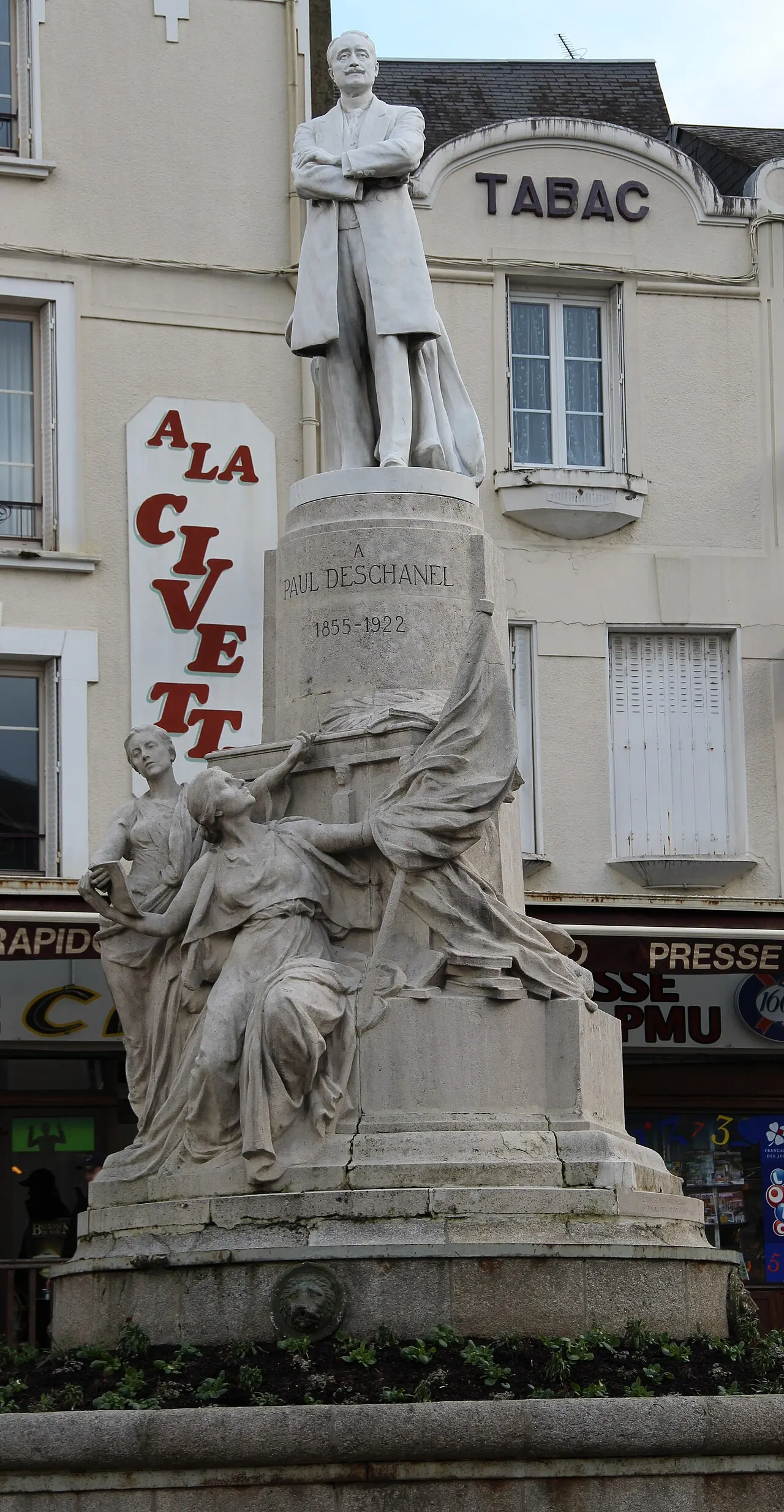 Monument de Paul Deschanel