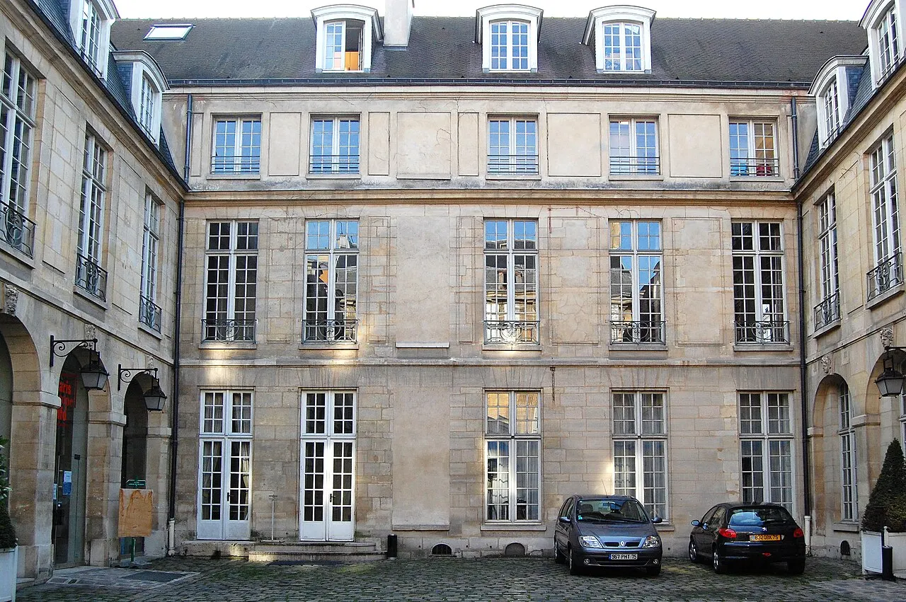 Hôtel Le Tellier ou Barbes (ancien hôtel Deniau de Fontenay ou de Coulanges)