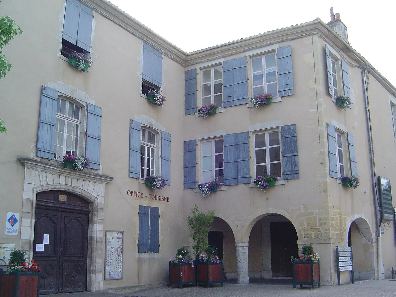 Maison du 18e siècle ou hôtel de Toulouzette (ancienne sous-préfecture)