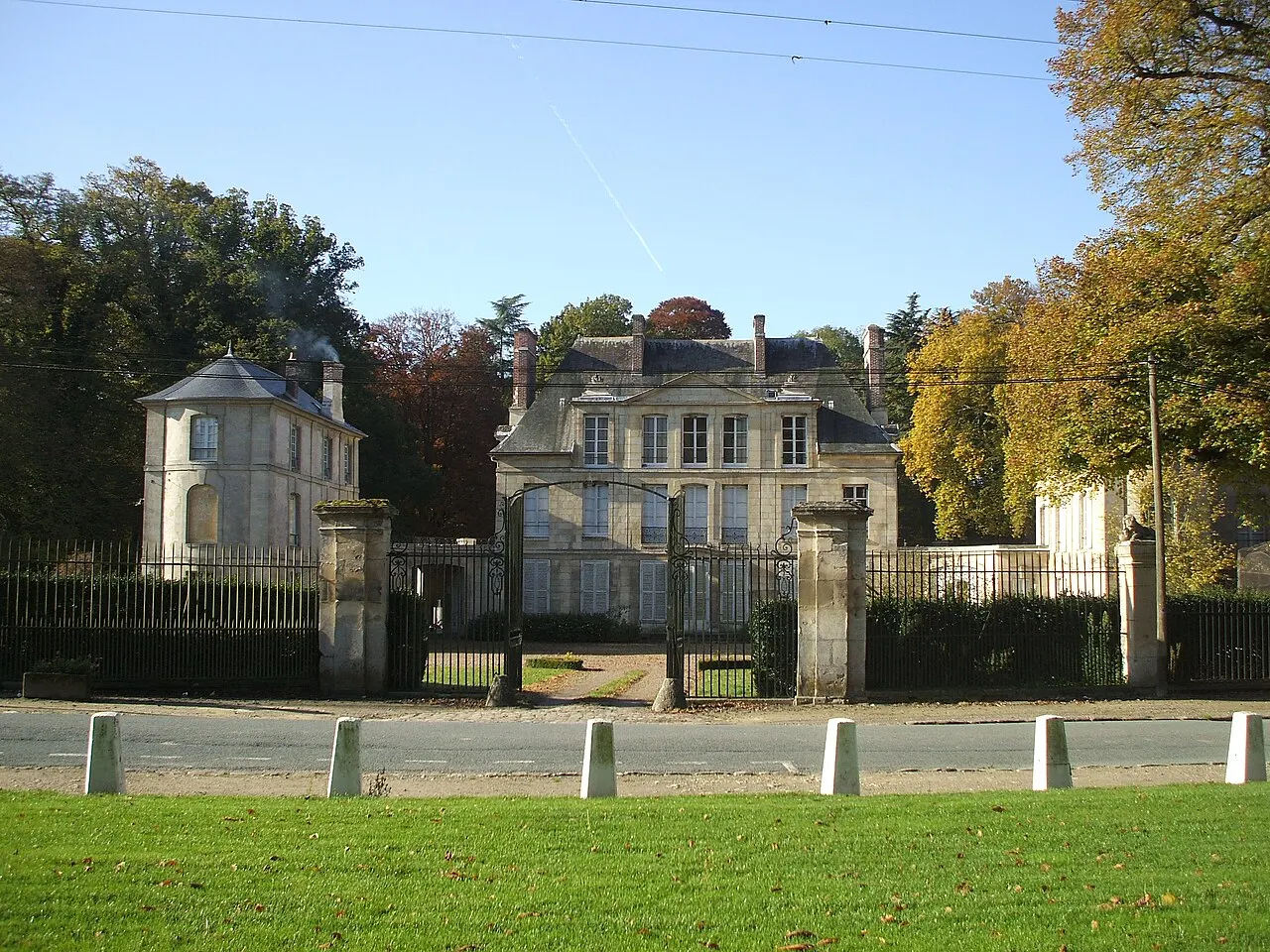 Le château de Puiseux