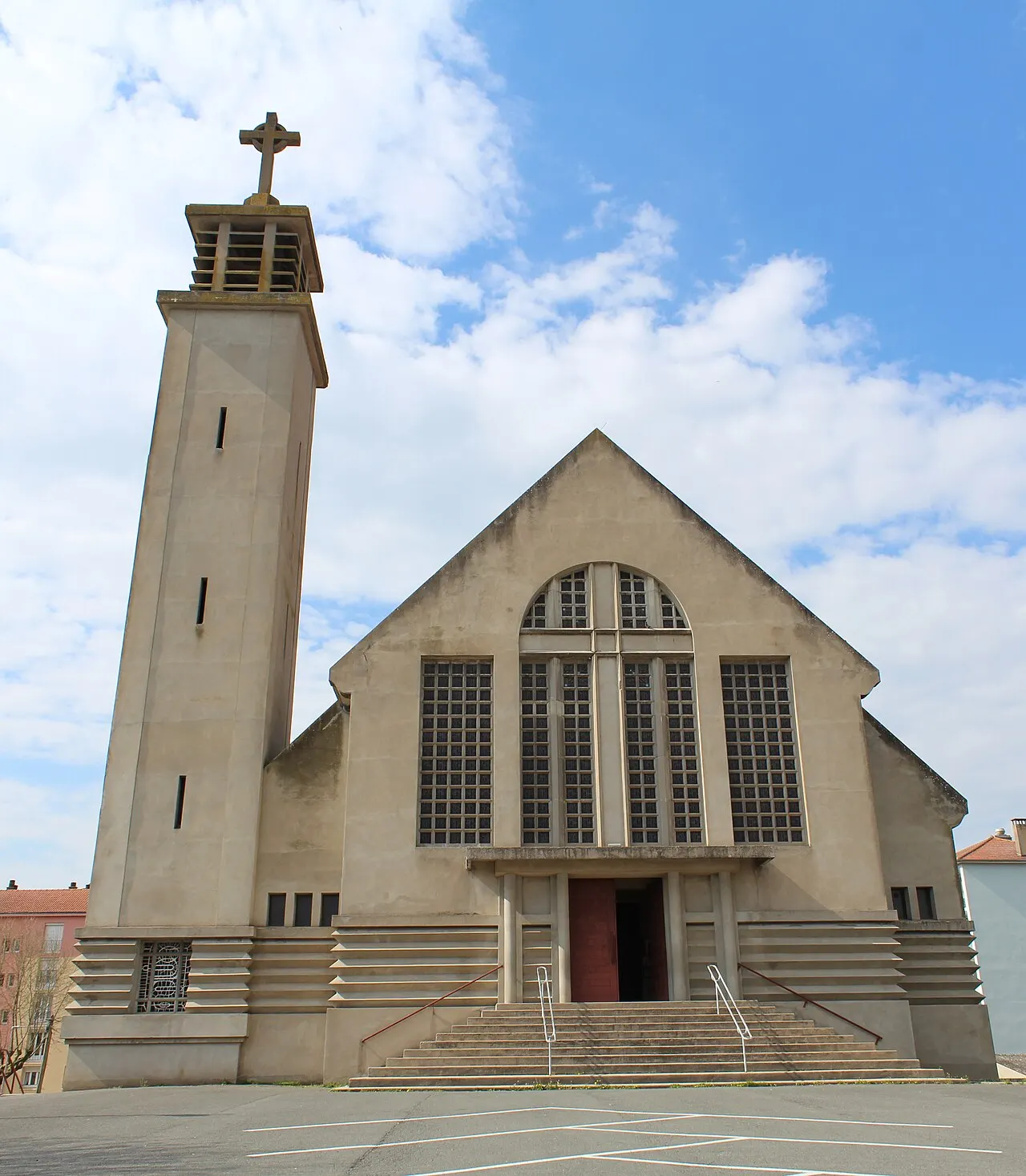 Église Sainte-Bernadette