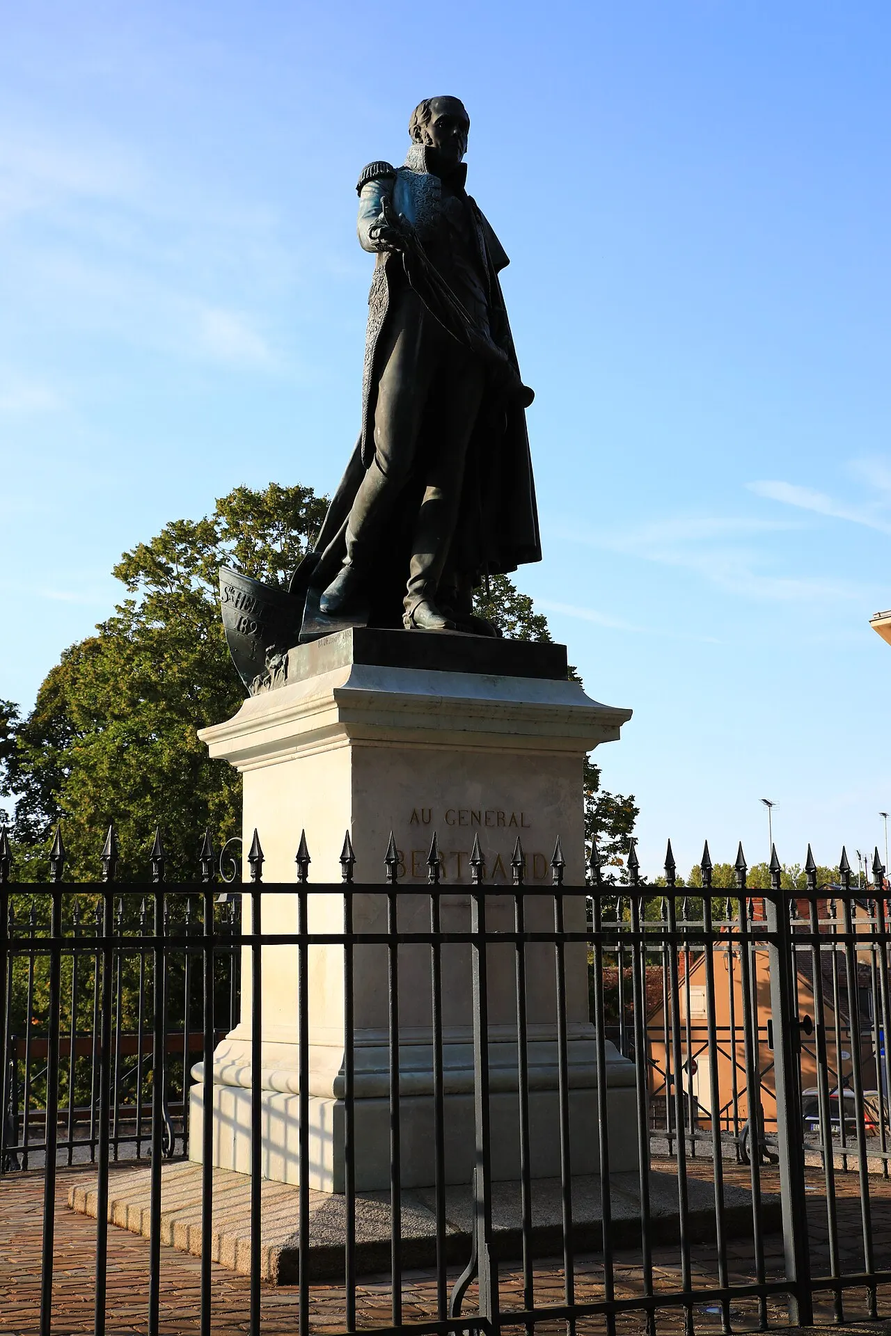 Monument au général Bertrand