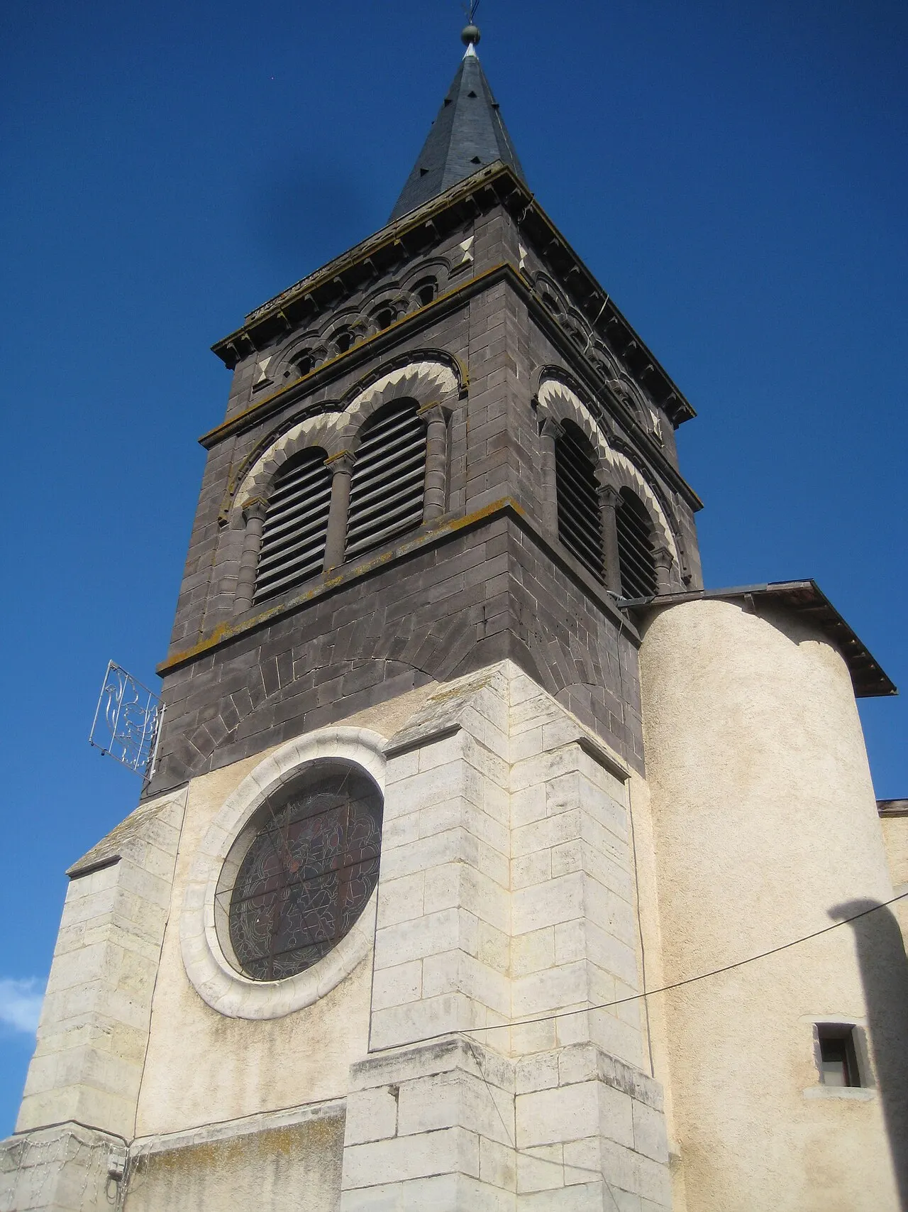 Église Saint-Genès-le-Comte