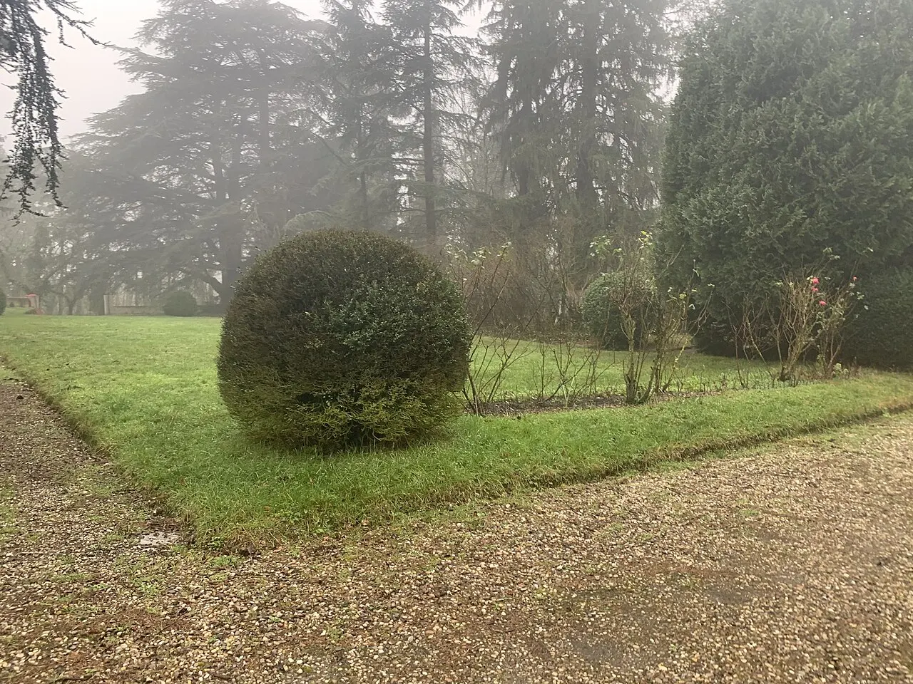Jardin de la tour de Sermenaz