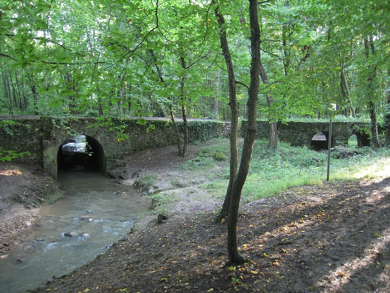 Vieux pont de Balizy, dit pont des Templiers