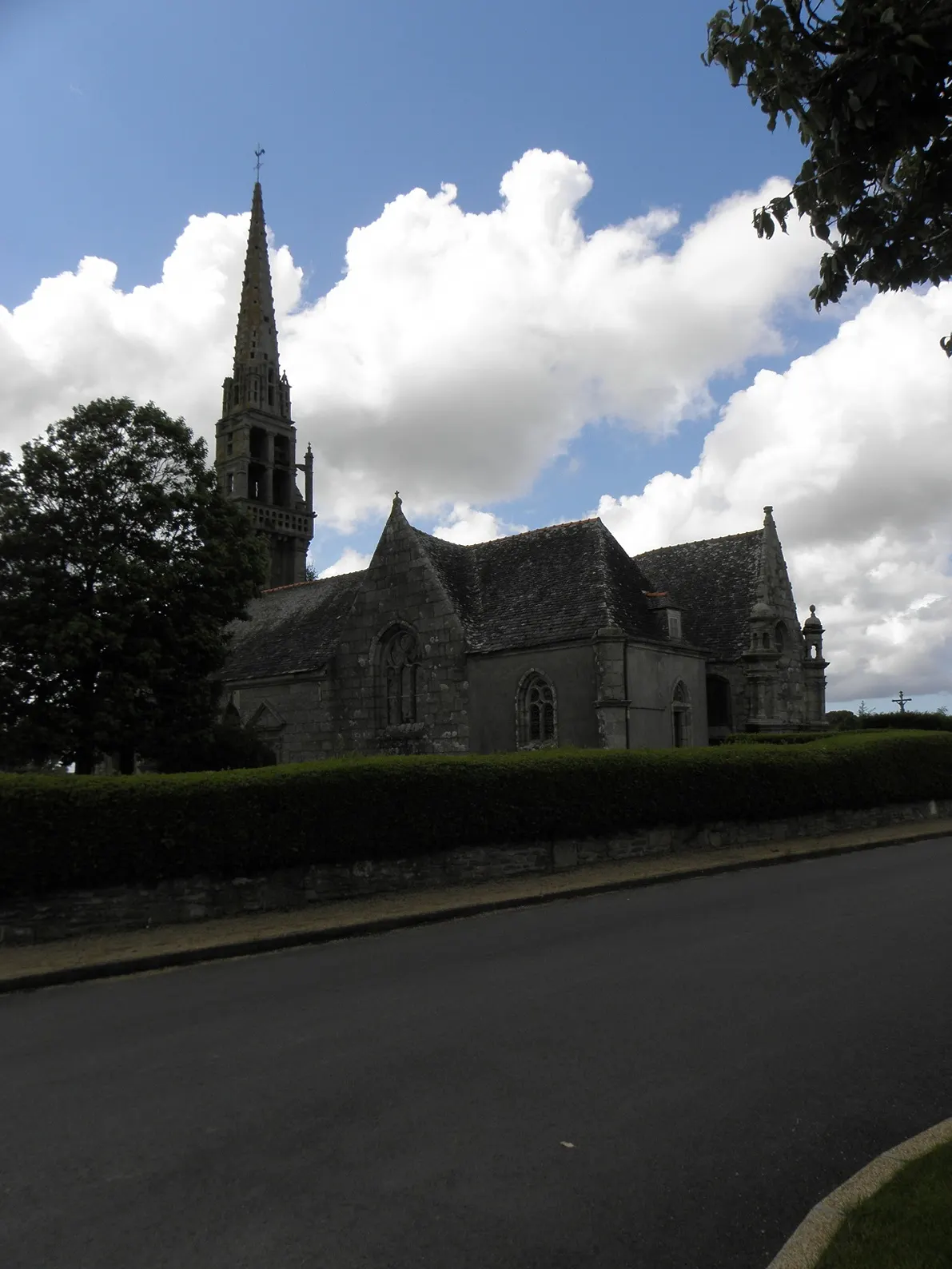 Église Saint-Pierre