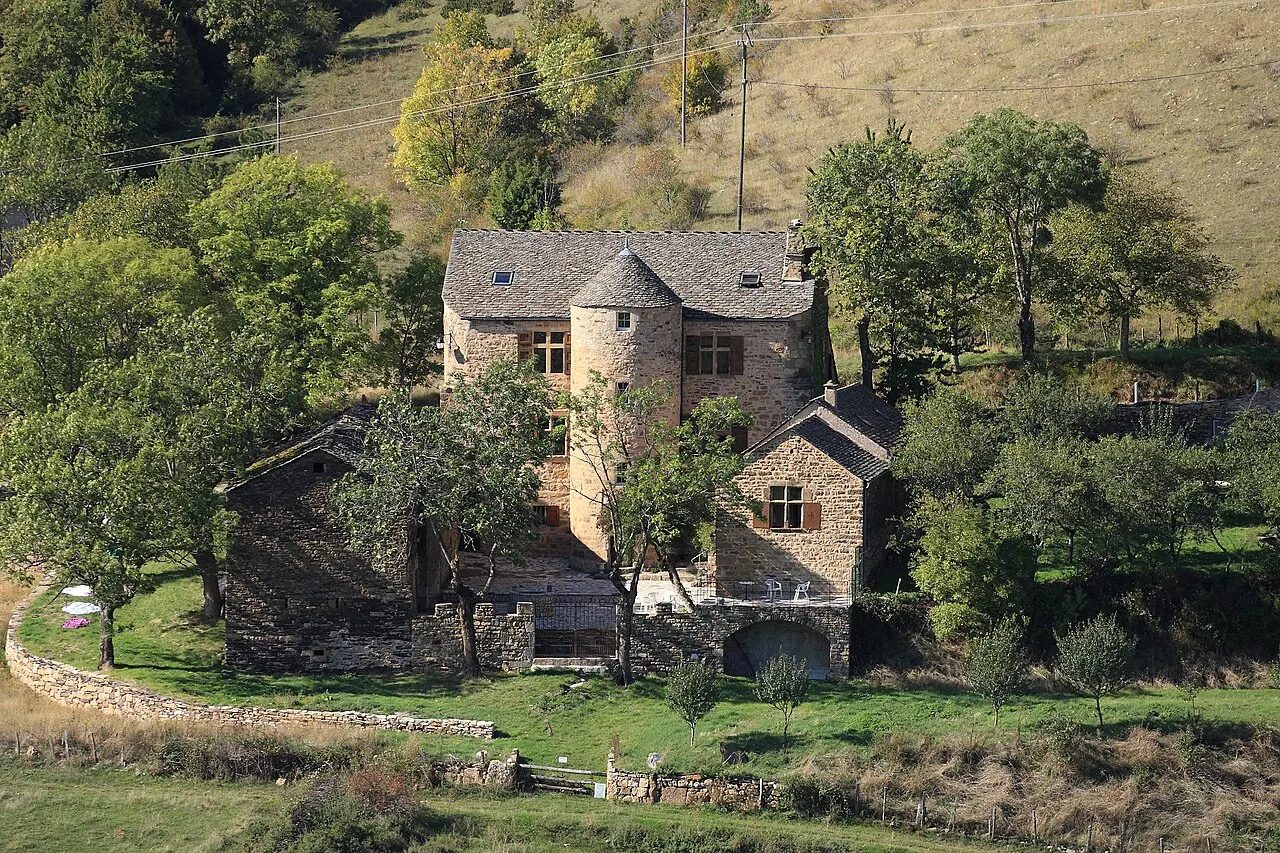 Manoir d’Issenges