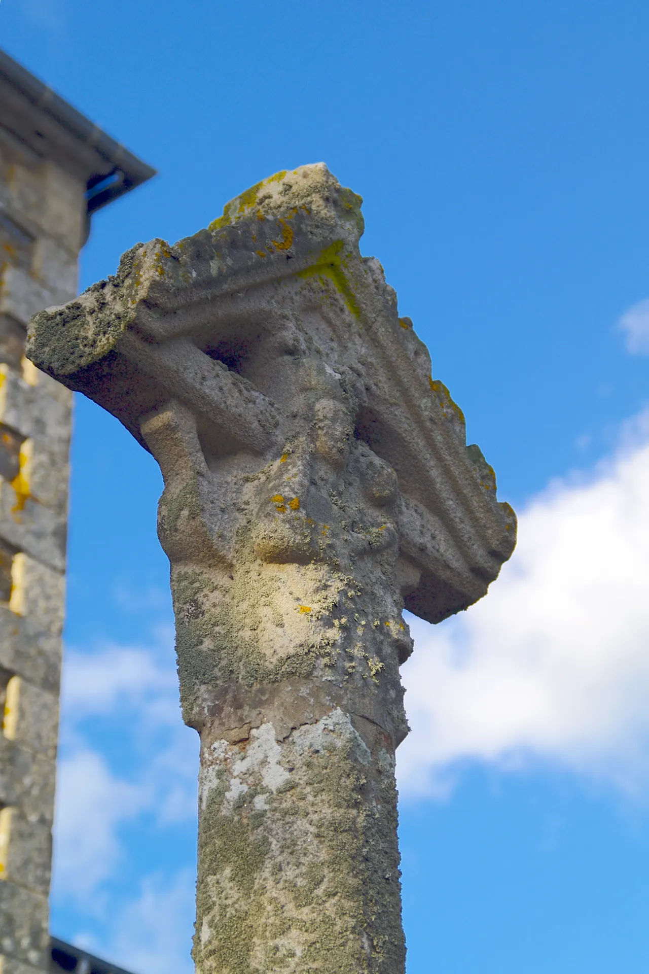 Croix de cimetière