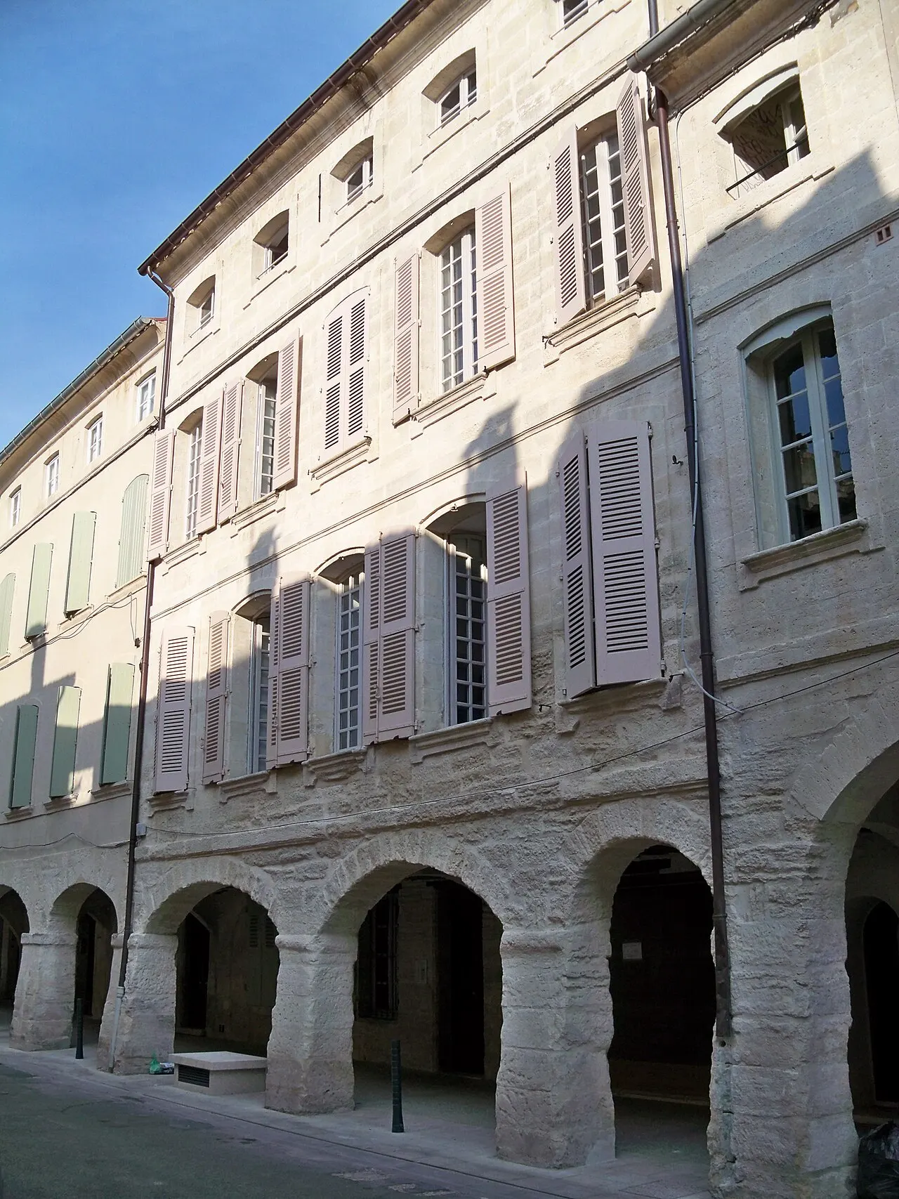 Maison à arcades