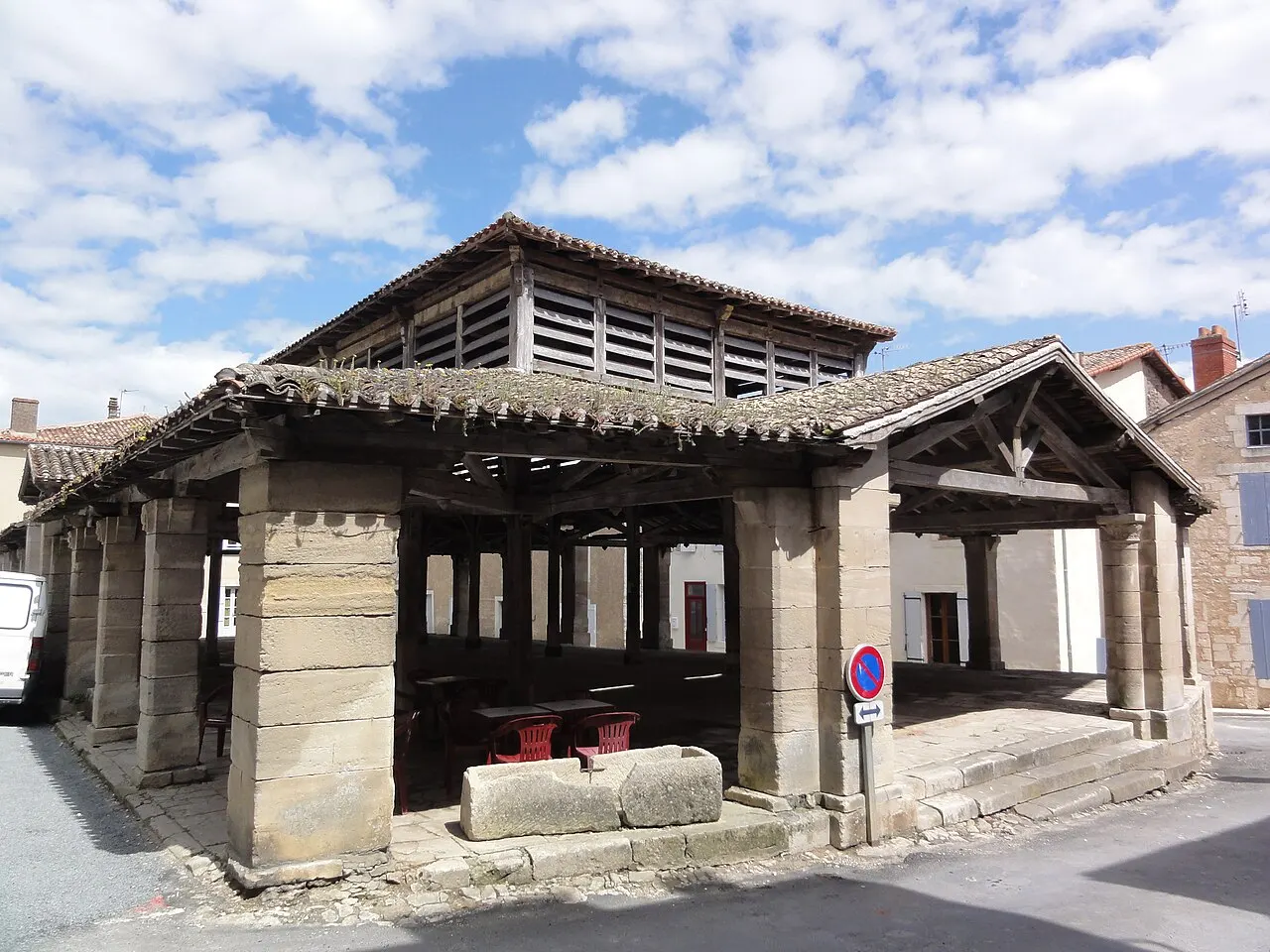 Les Halles de Lusignan
