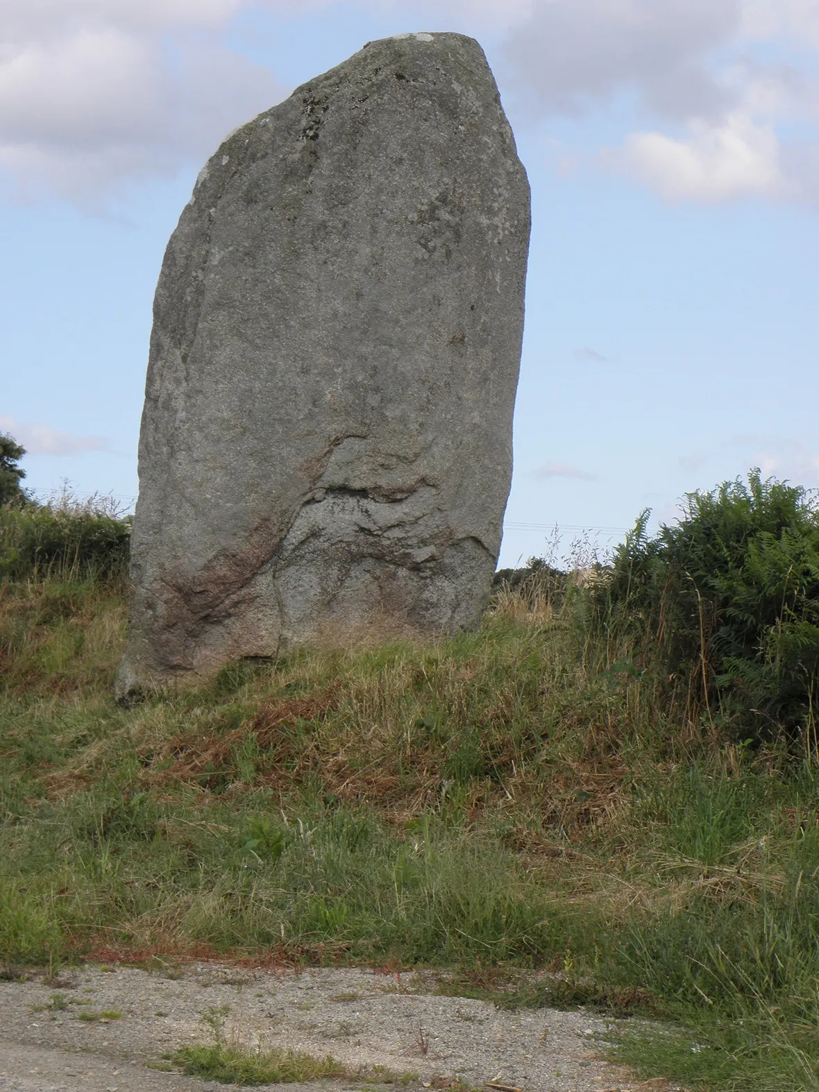 Menhir de Creach-Edern