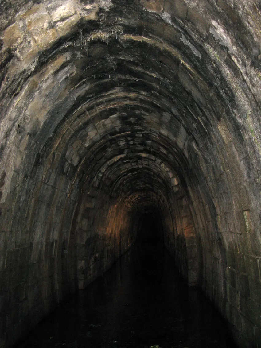 Ancien tunnel de Couzon
