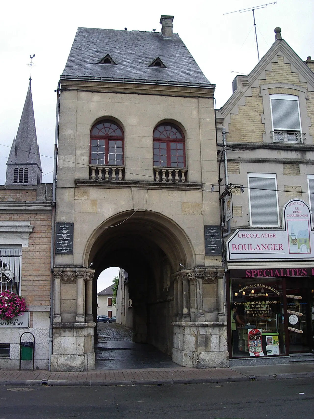 Palais de Charlemagne ou Dome