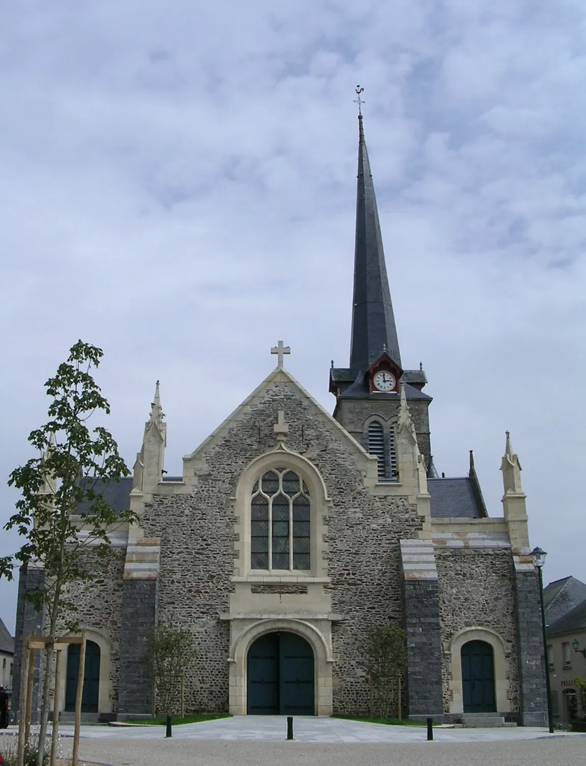Église Saint-Cyr-et-Sainte-Julitte