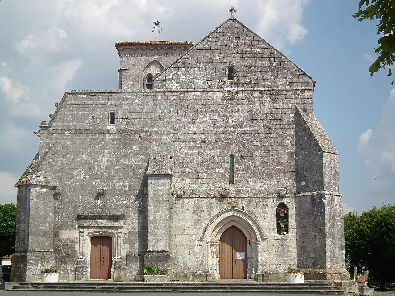 Église Sainte-Lheurine