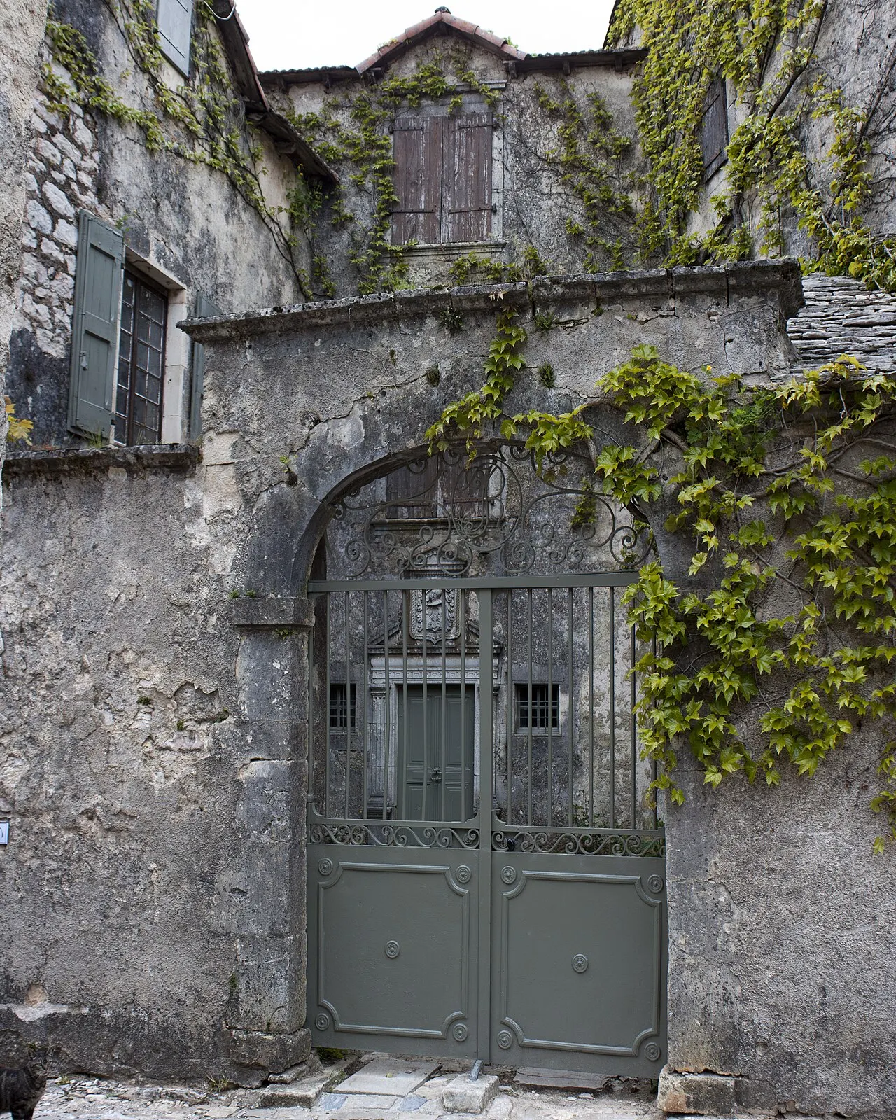 Maison adossée au front Nord des remparts