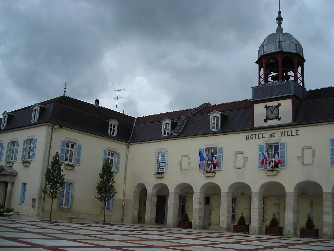 Hôtel de Ville (ancien Couvent des Ursulines)
