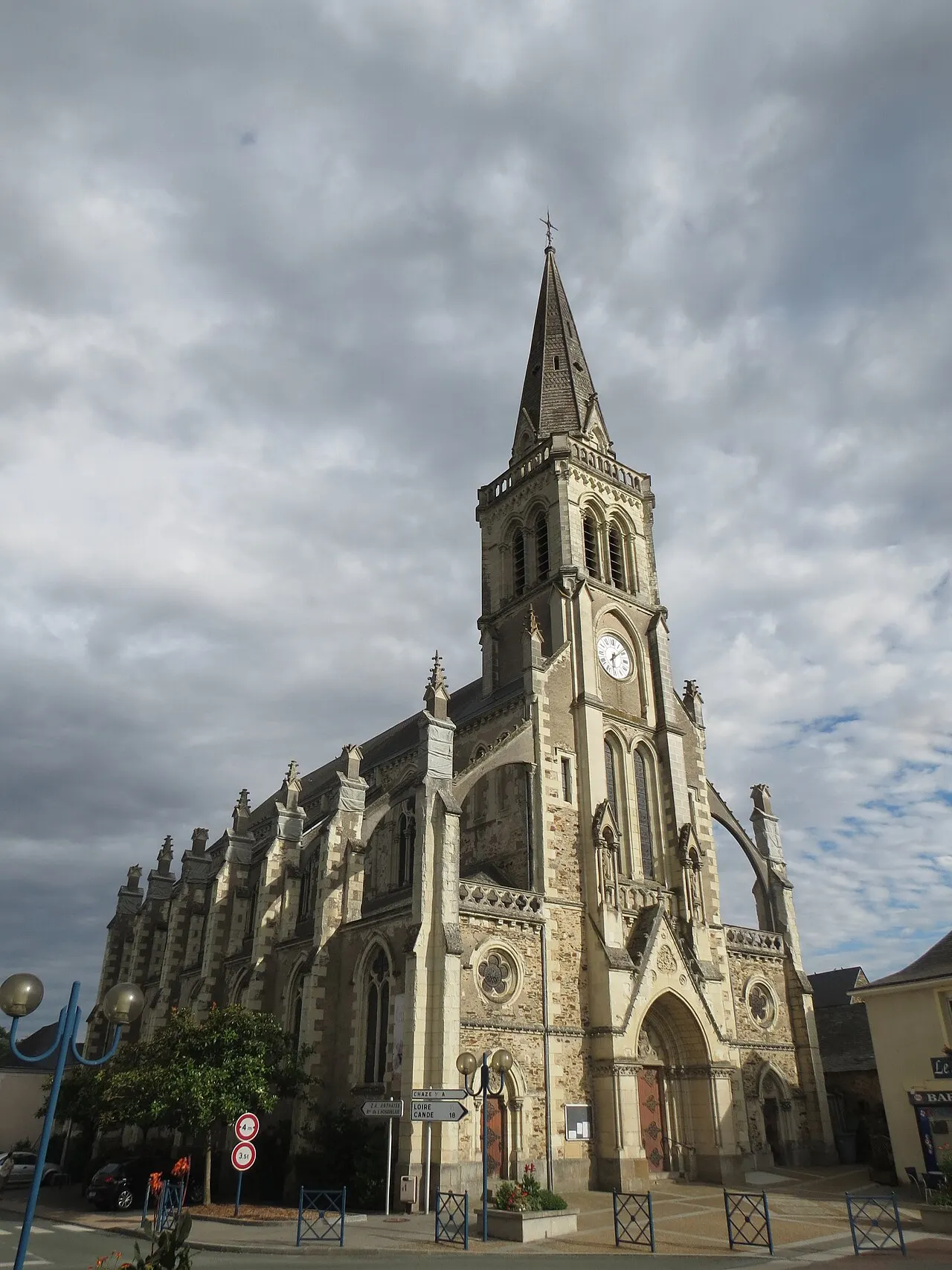 Église Sainte-Gemmes