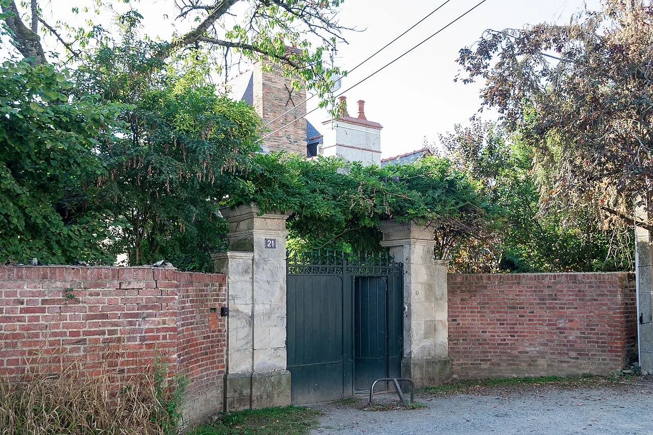 Maison, 21 allée Coysevox