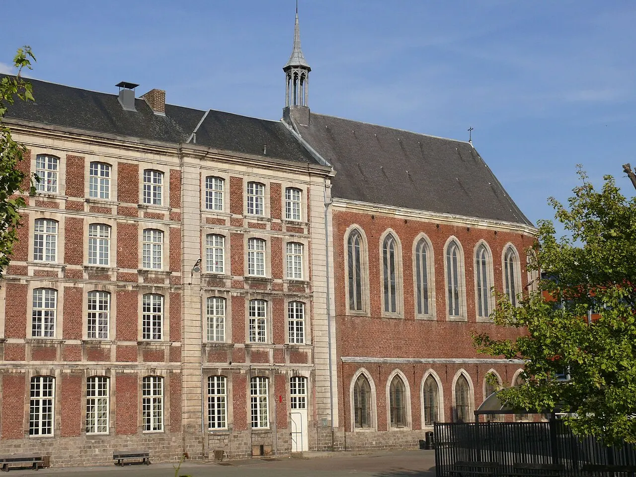 Ancienne chapelle des Bénédictins anglais ou chapelle du Lycée Jean-Baptiste Corot