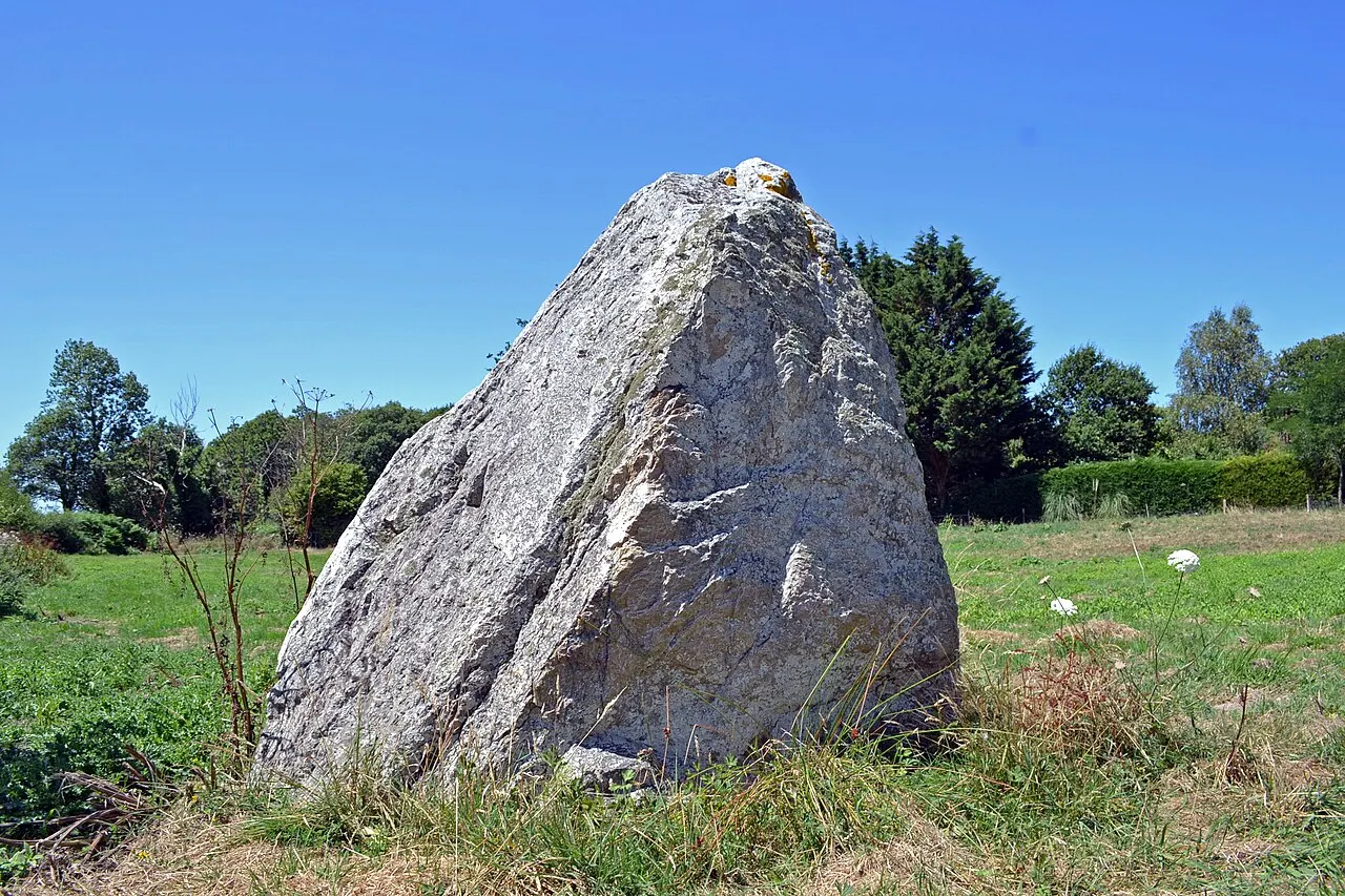 Menhir de la Crulière