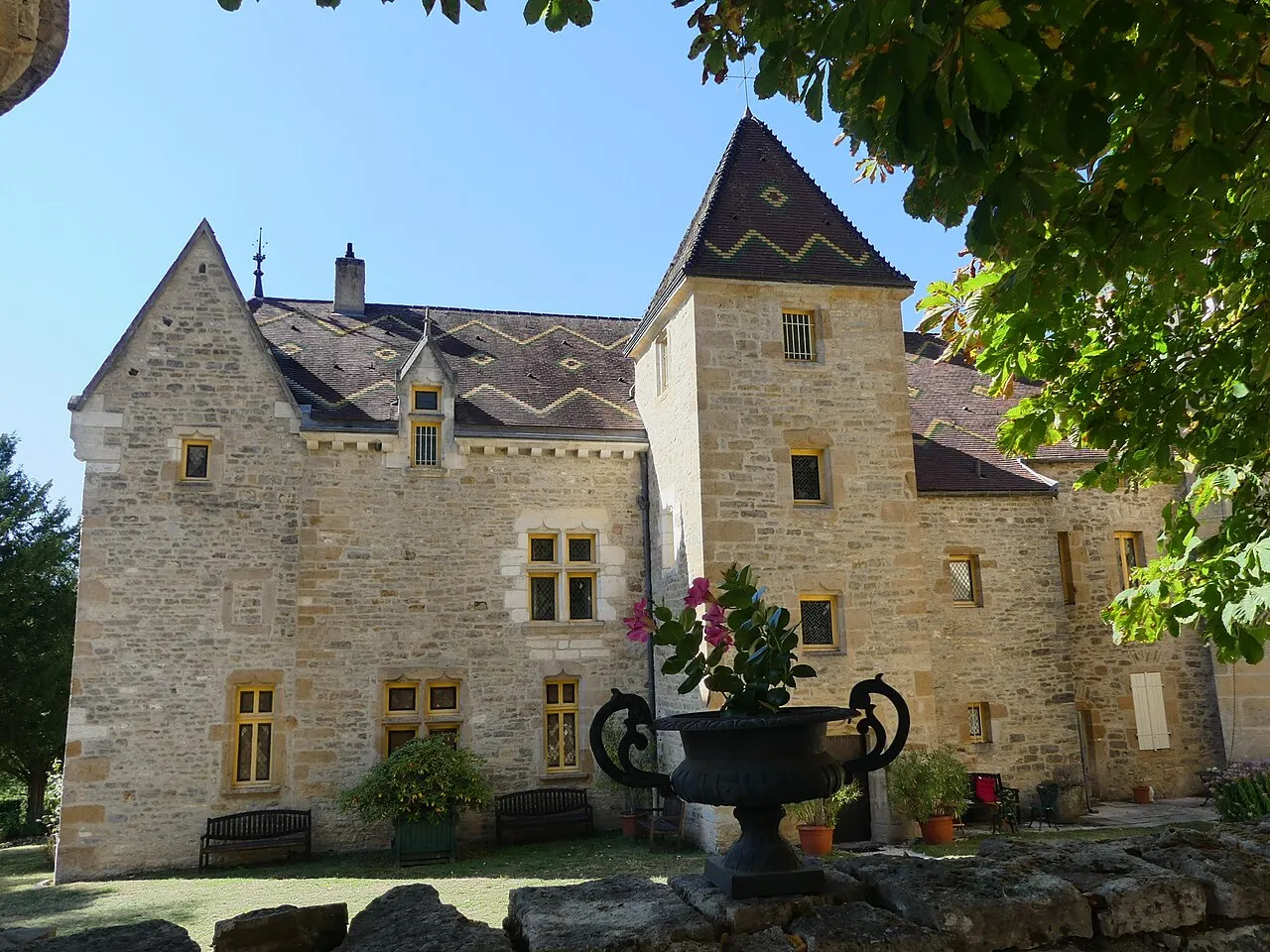 Prieuré de Baulme la Roche