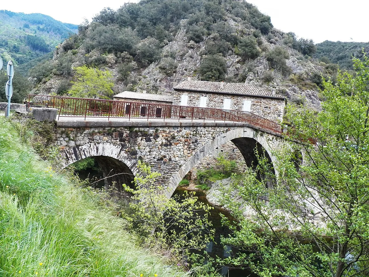 Pont du Gua sur la Beaume