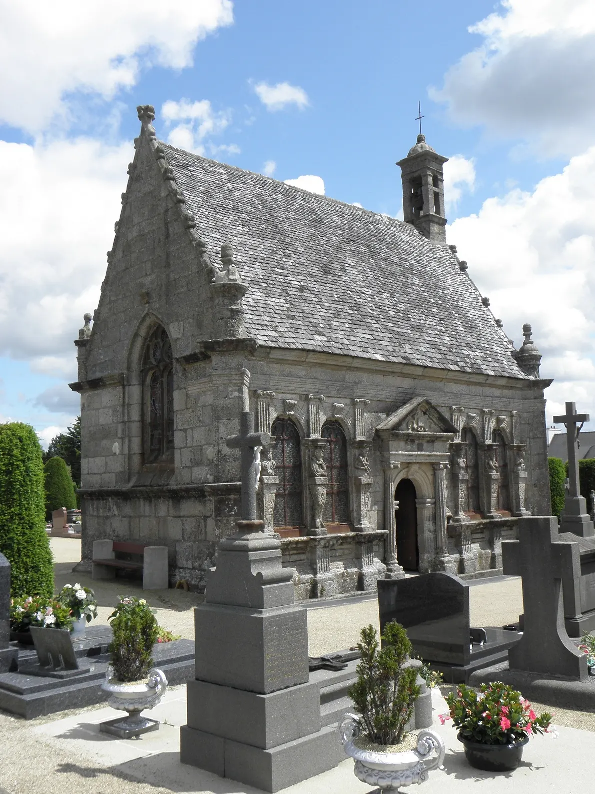 Chapelle ossuaire Sainte-Anne de Landivisiau