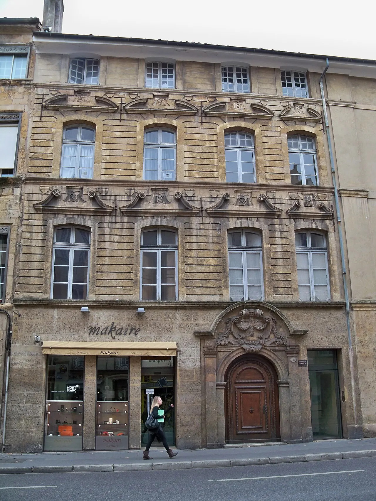 Porte de l’hôtel de Roquesante