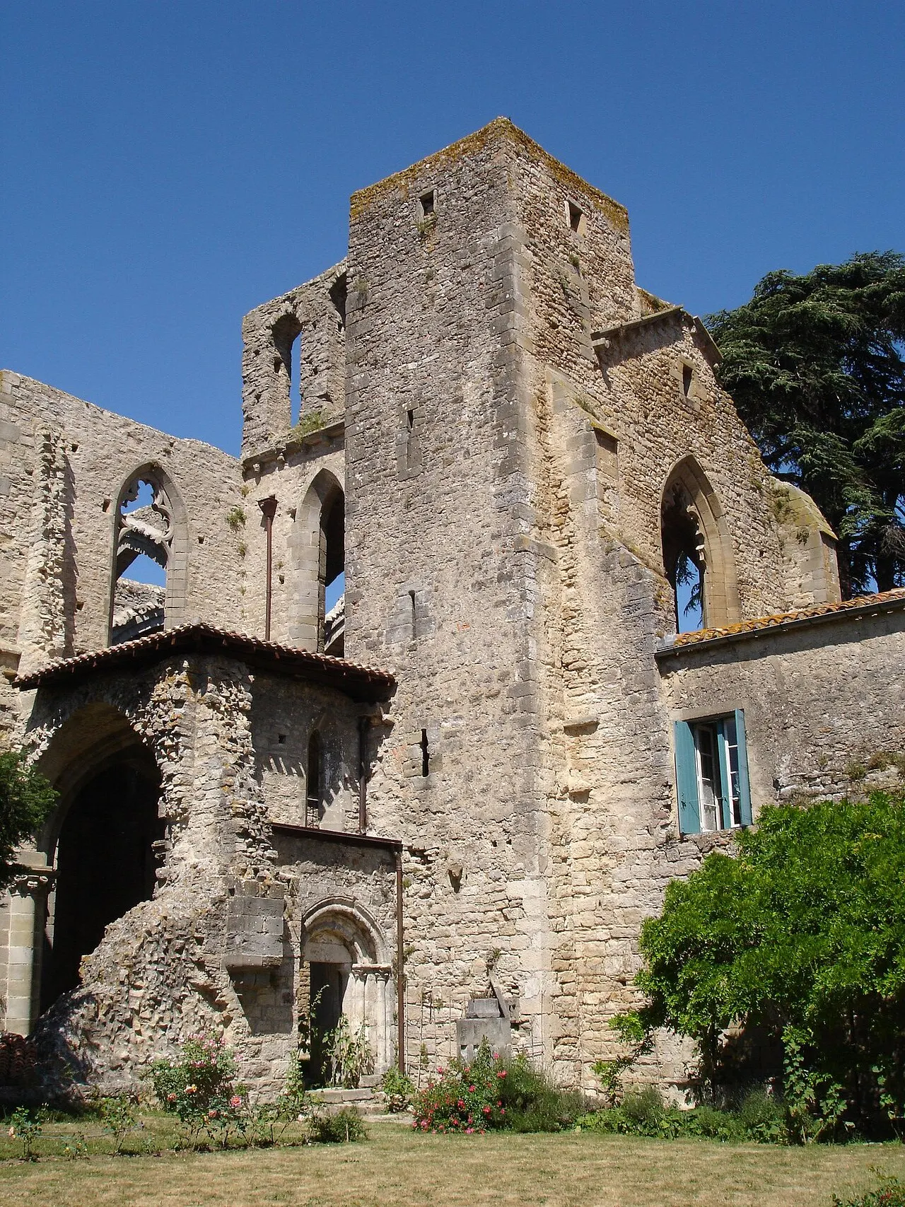 Abbaye de Villelongue