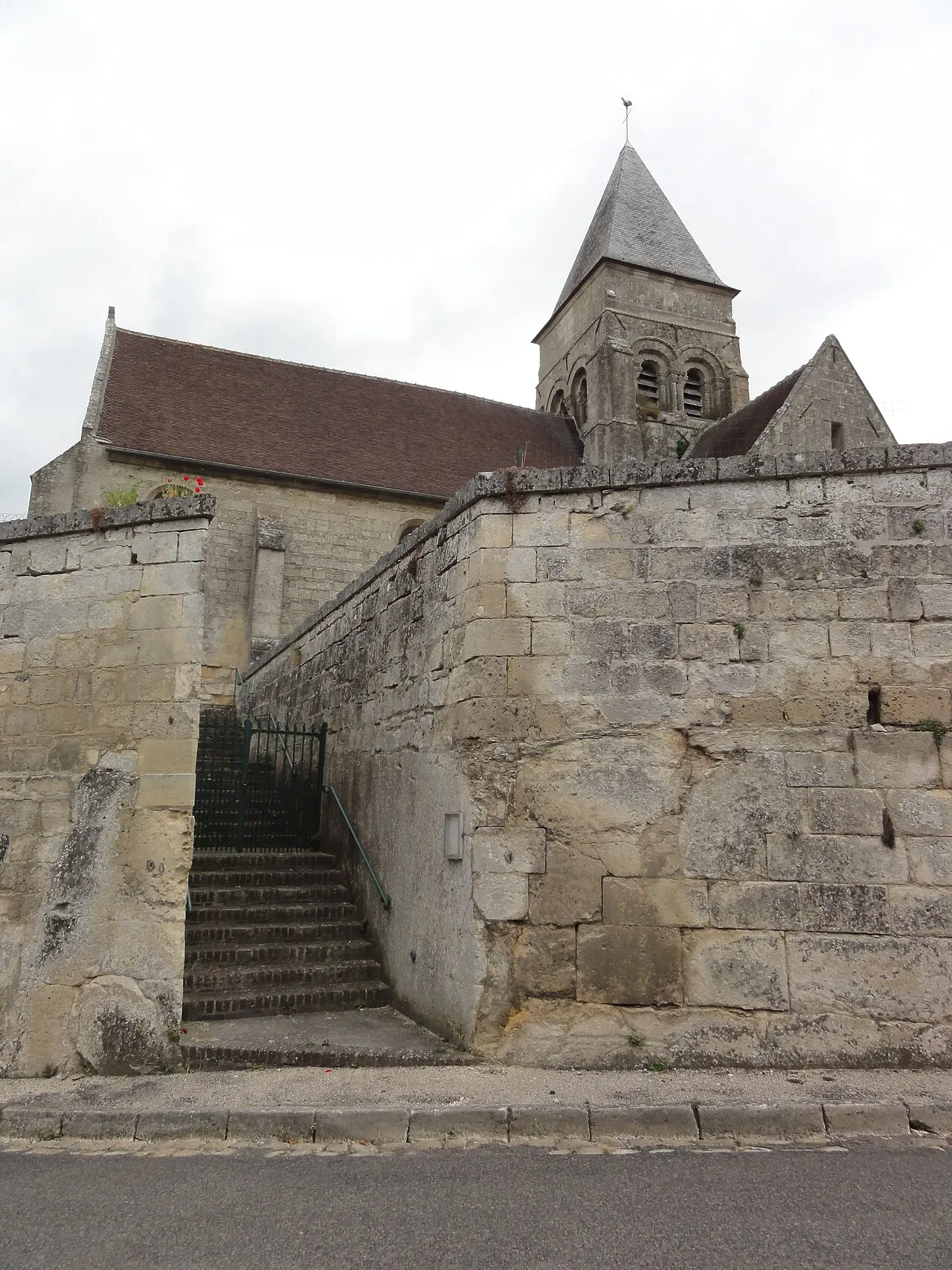 Église Saint-Hilaire