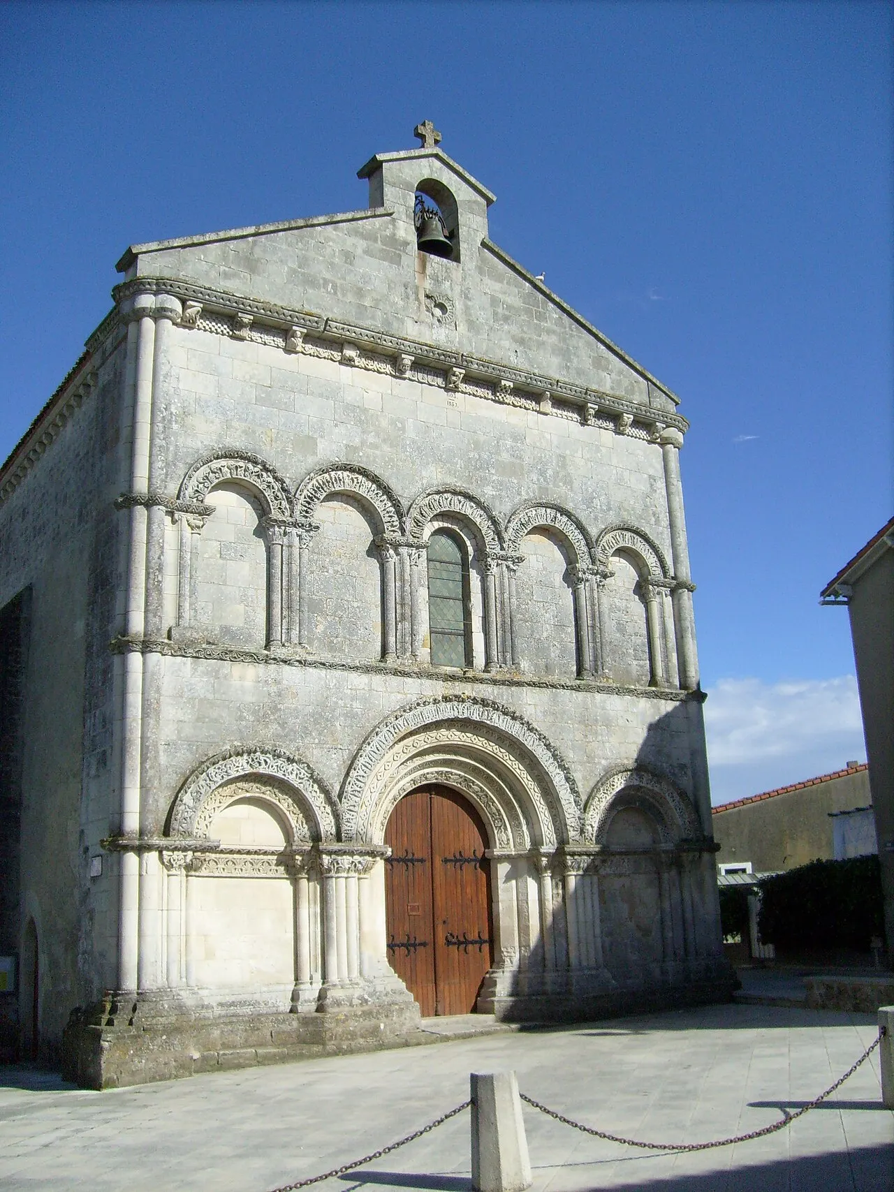 Église Saint-Pierre-ès-Liens