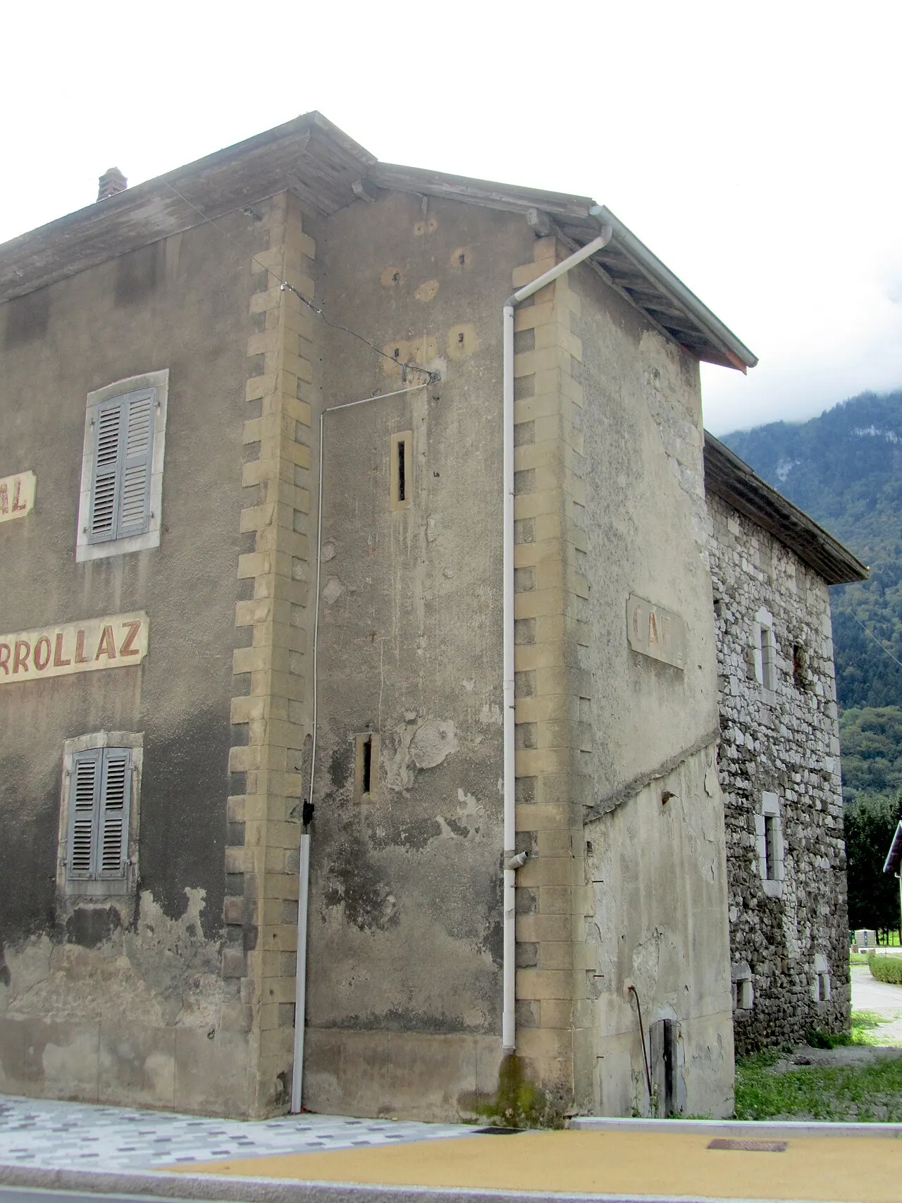 Maison forte de Loche