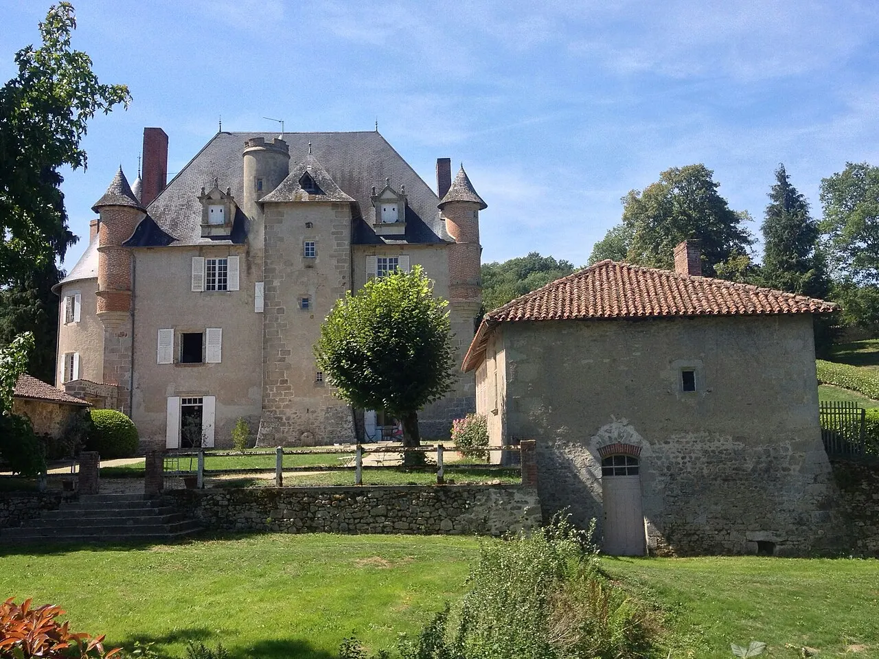 Château d’Eyjeaux