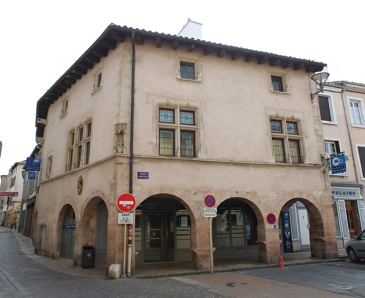 Maison