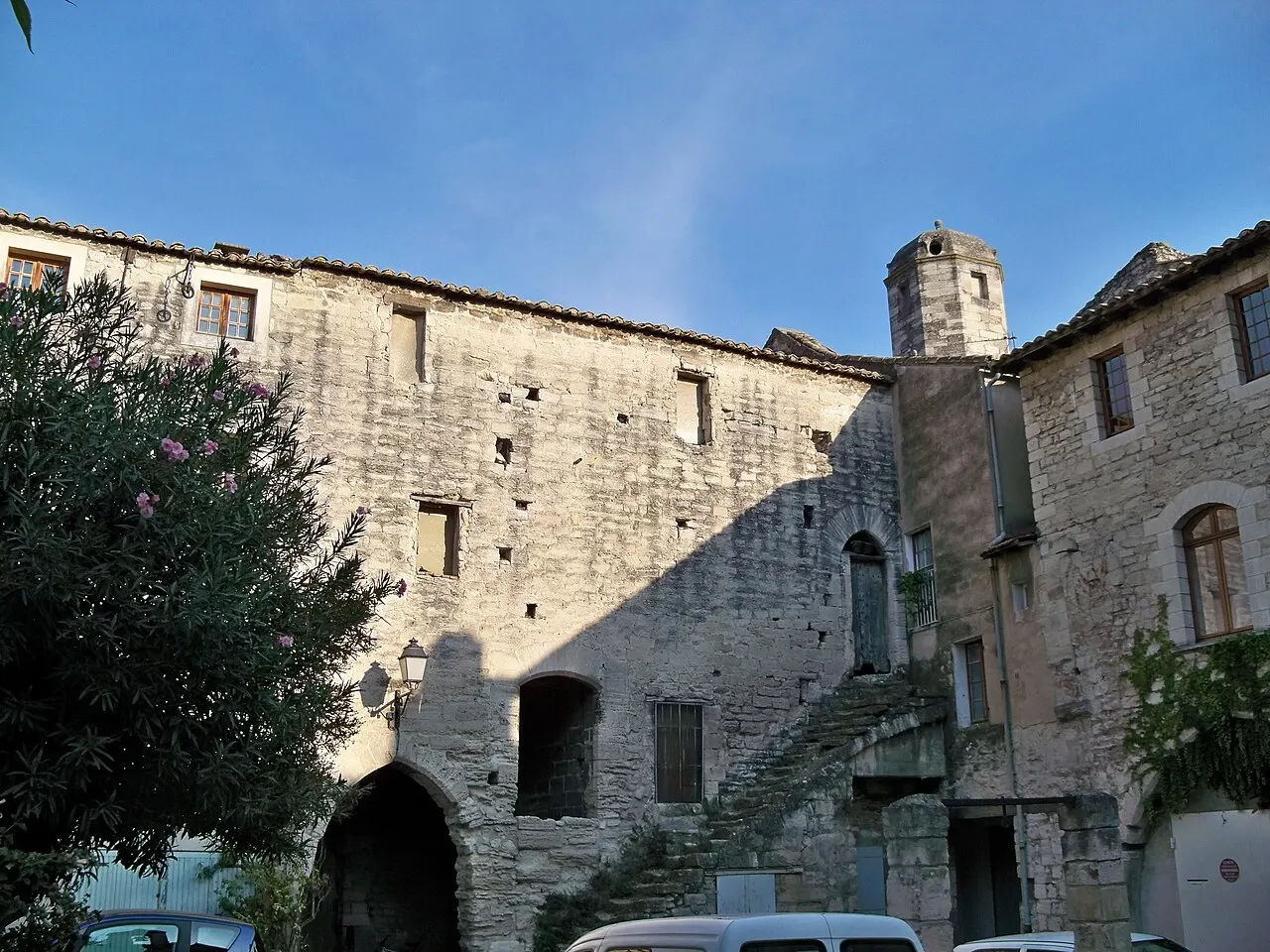 Ancien palais du cardinal de Deaux, dit aussi livrée de la Thurroye