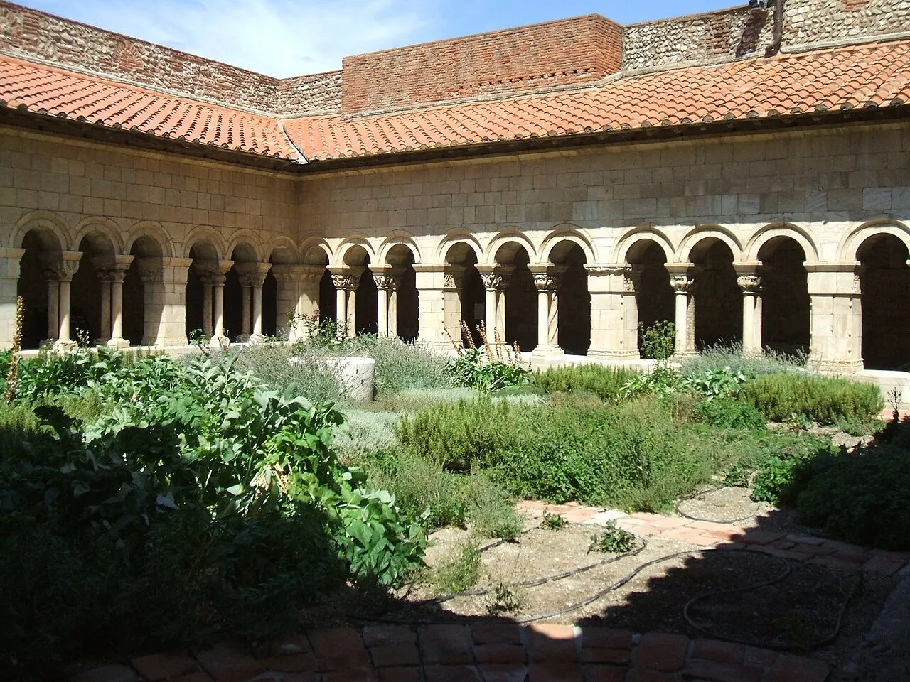 Cloître de la cathédrale d’Elne